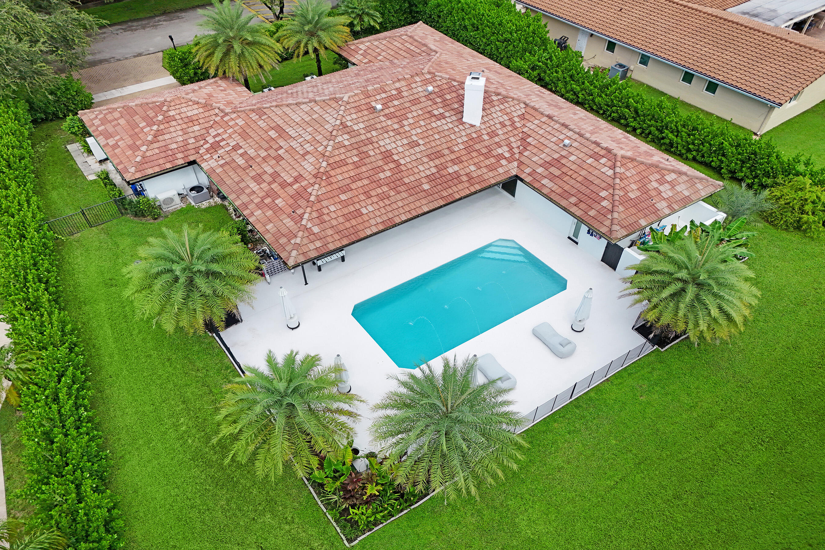 Foto de propiedad en 2804 Banyan Boulevard Circle NW, Boca Raton, FL 33431 Boca Raton con MLS# 