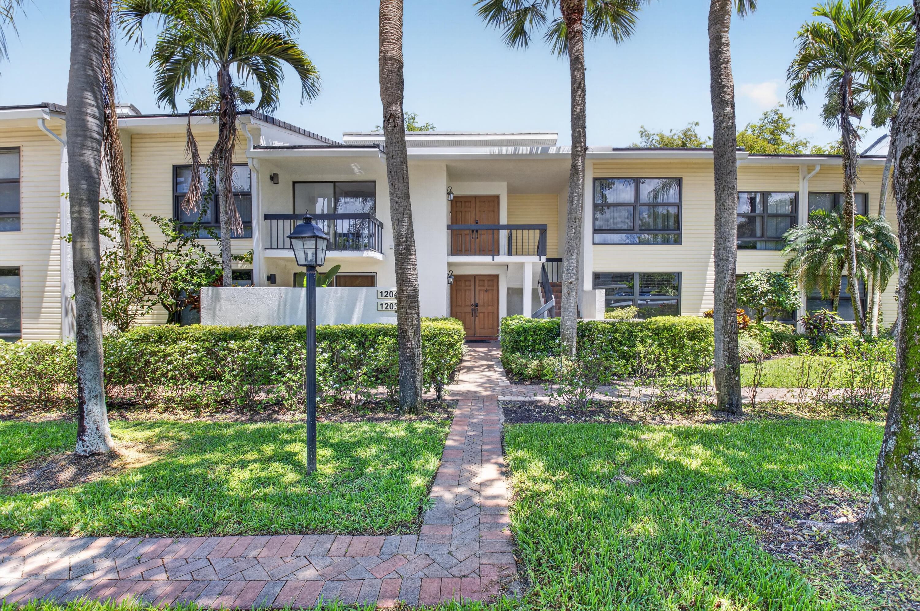 Foto de propiedad en 6760 Willow Wood Drive 1204, Boca Raton, FL 33434 Boca Raton con MLS# 