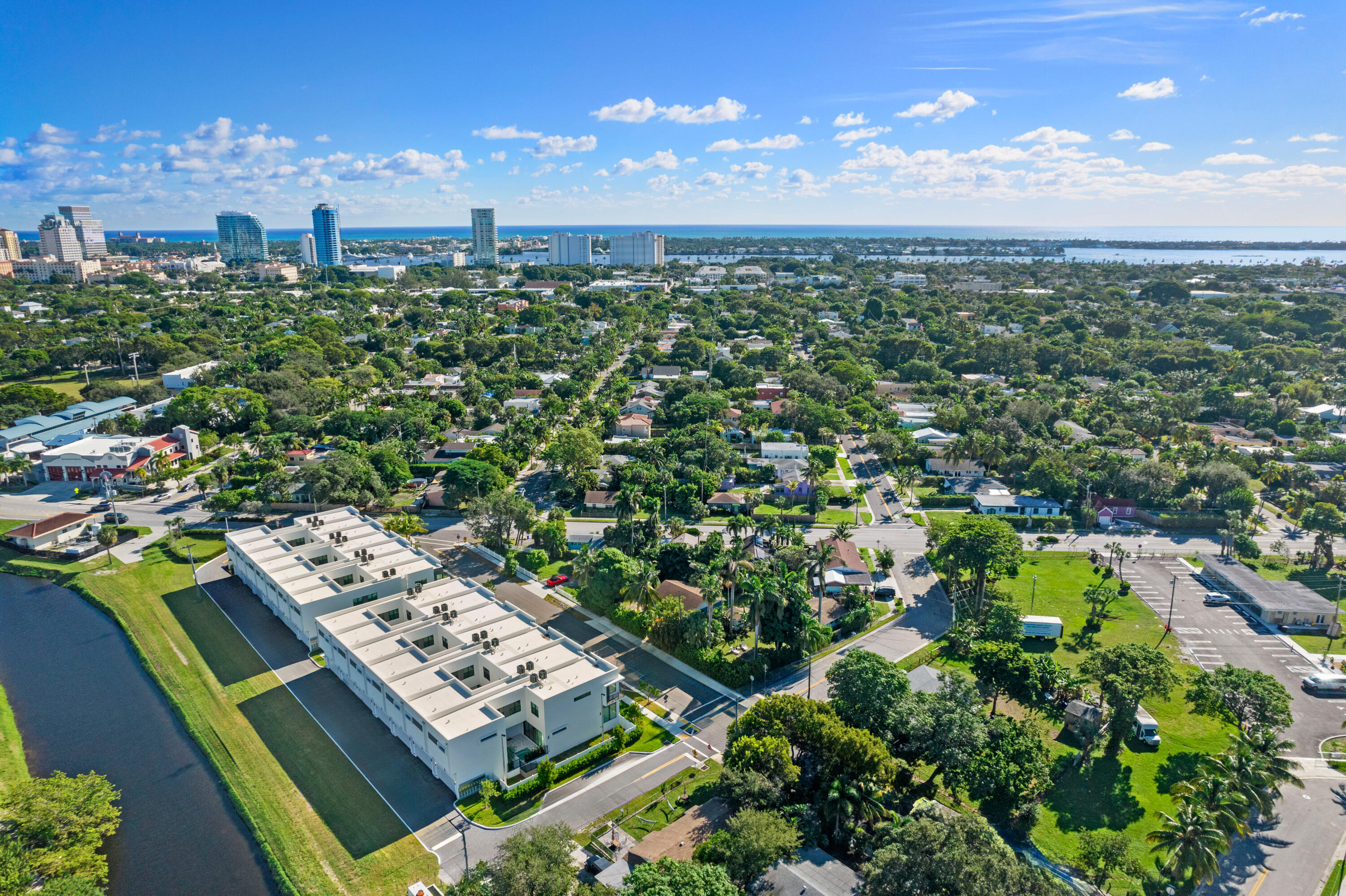 Foto de propiedad en 1933 Dock Street, West Palm Beach, FL 33401 West Palm Beach con MLS# 