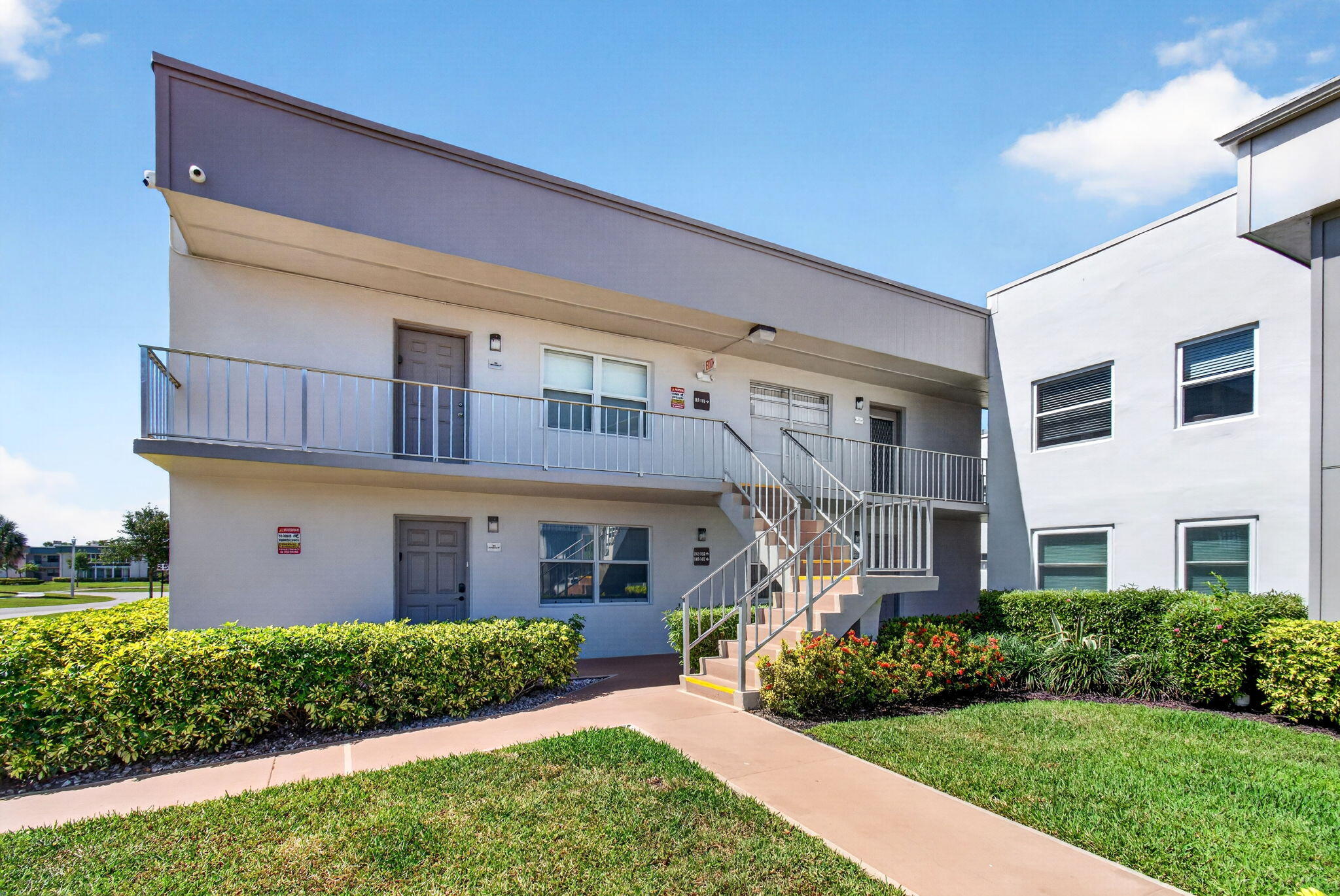 Foto de propiedad en 167 Normandy D, Delray Beach, FL 33484 Delray Beach con MLS# 