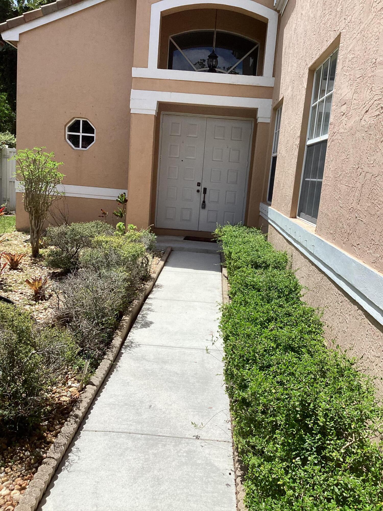En Renta 19440 SW 2nd Street, Pembroke Pines, FL 33029, Pembroke Pines, FL 33029