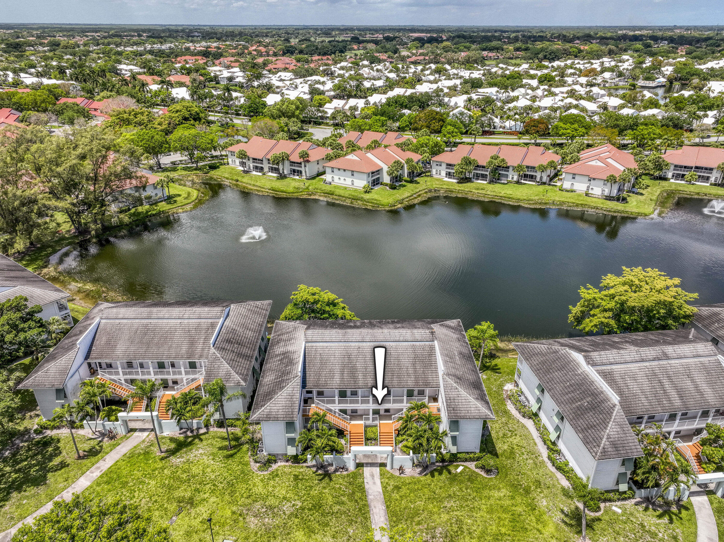 Foto de propiedad en 170 Cypress Point Drive, Palm Beach Gardens, FL 33418 Palm Beach Gardens con MLS# 