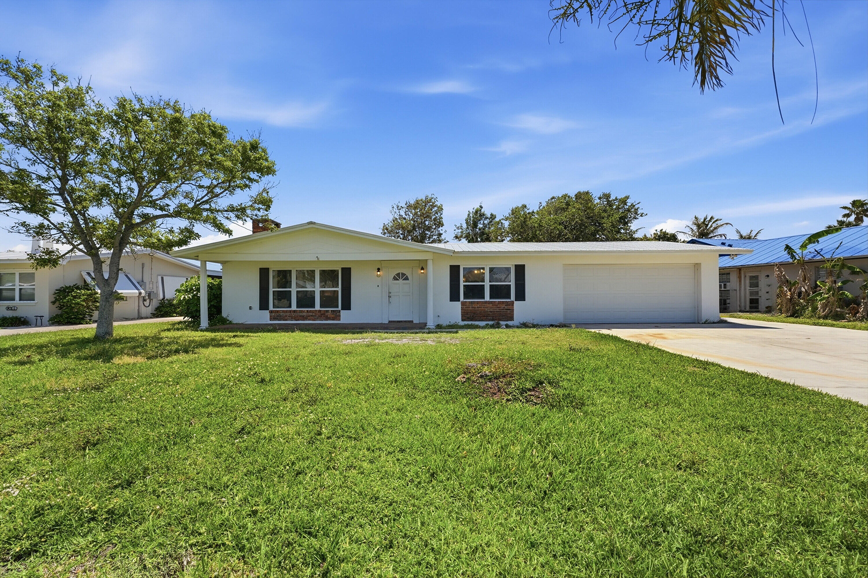 Foto de propiedad en 1804 Bayshore Drive, Fort Pierce, FL 34949 Fort Pierce con MLS# 