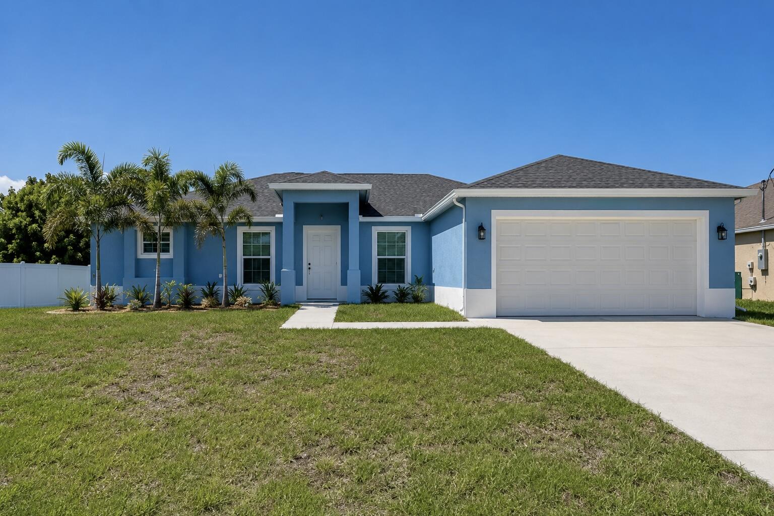 Foto de propiedad en 2352 SW Plum Court, Port St. Lucie, FL 34953 Port St. Lucie con MLS# 