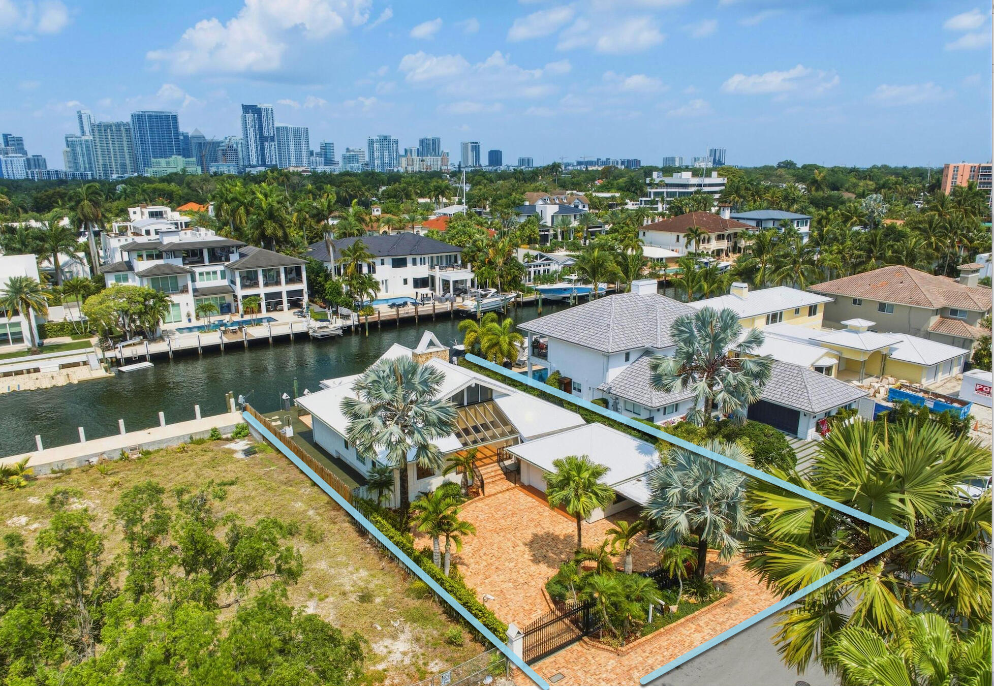 Foto de propiedad en 449 Bontona Avenue, Fort Lauderdale, FL 33301 Fort Lauderdale con MLS# 