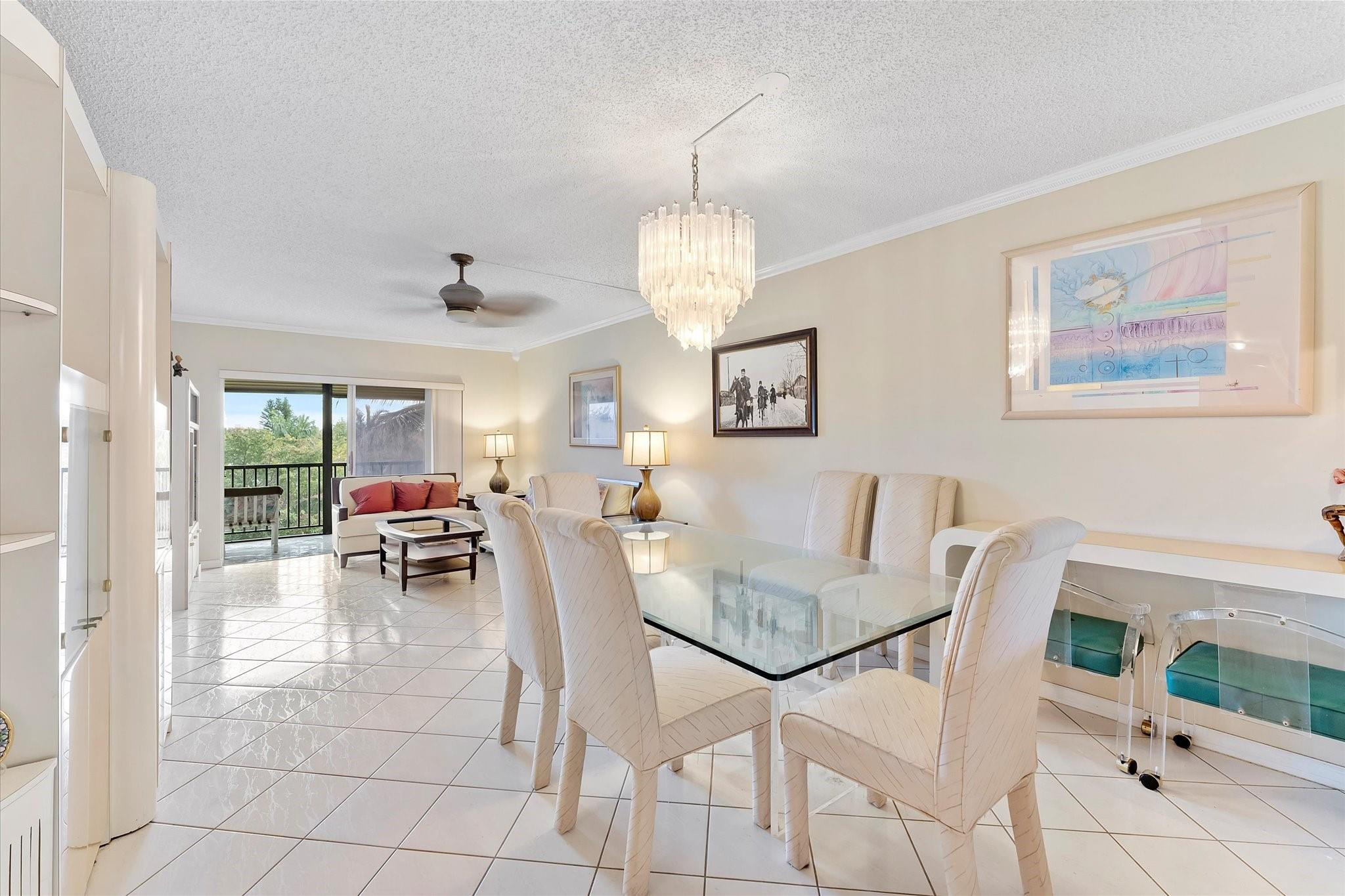 Vendido 3900 NW 76th Avenue 307, Sunrise, FL 33351, Sunrise, FL 33351