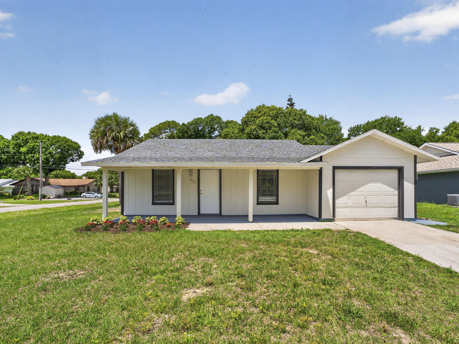 Foto de propiedad en 1373 32nd Avenue SW, Vero Beach, FL 32968 Vero Beach con MLS# 