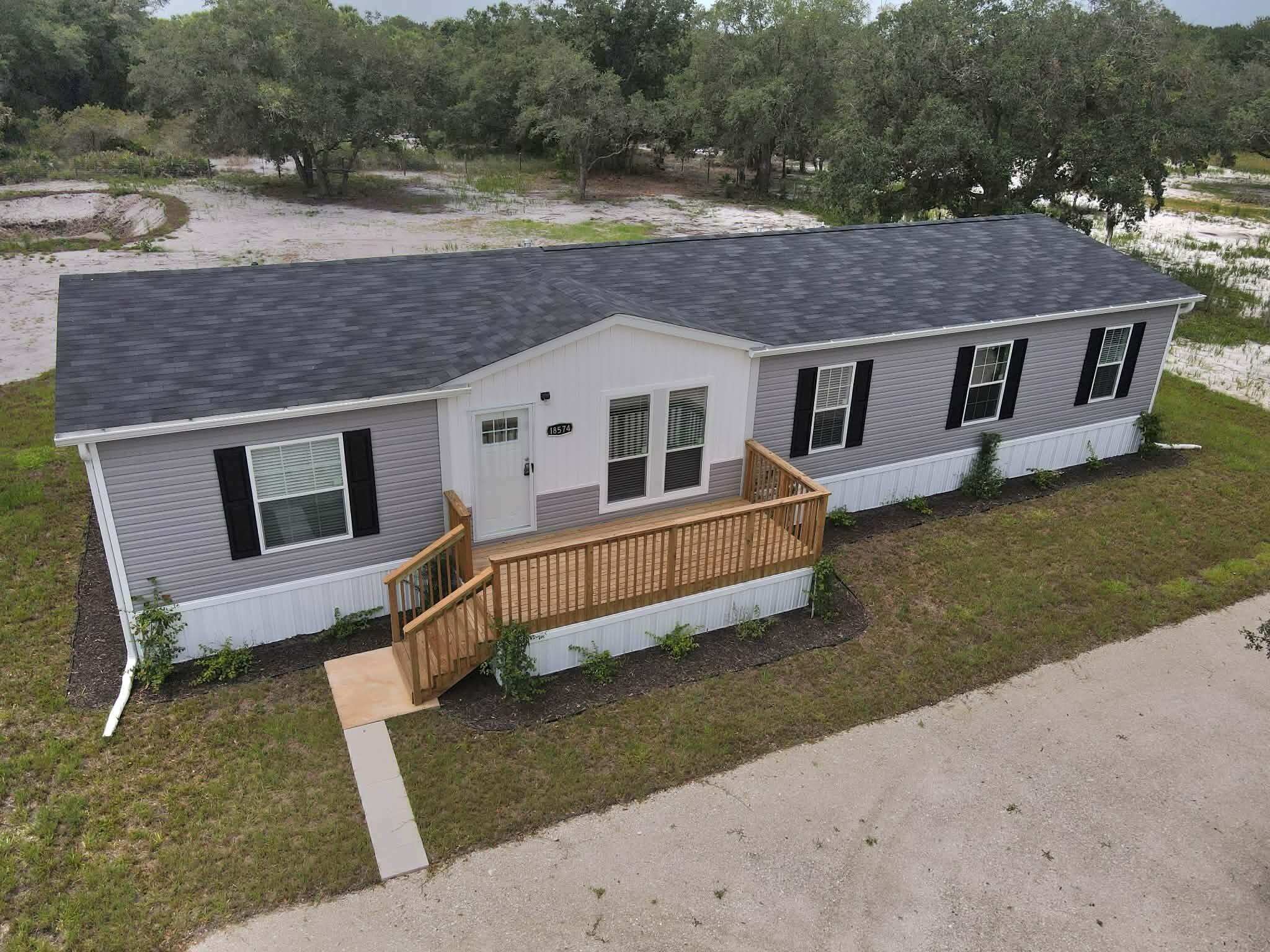 Foto de propiedad en 18574 NW 284th Street, Okeechobee, FL 34972 Okeechobee con MLS# 