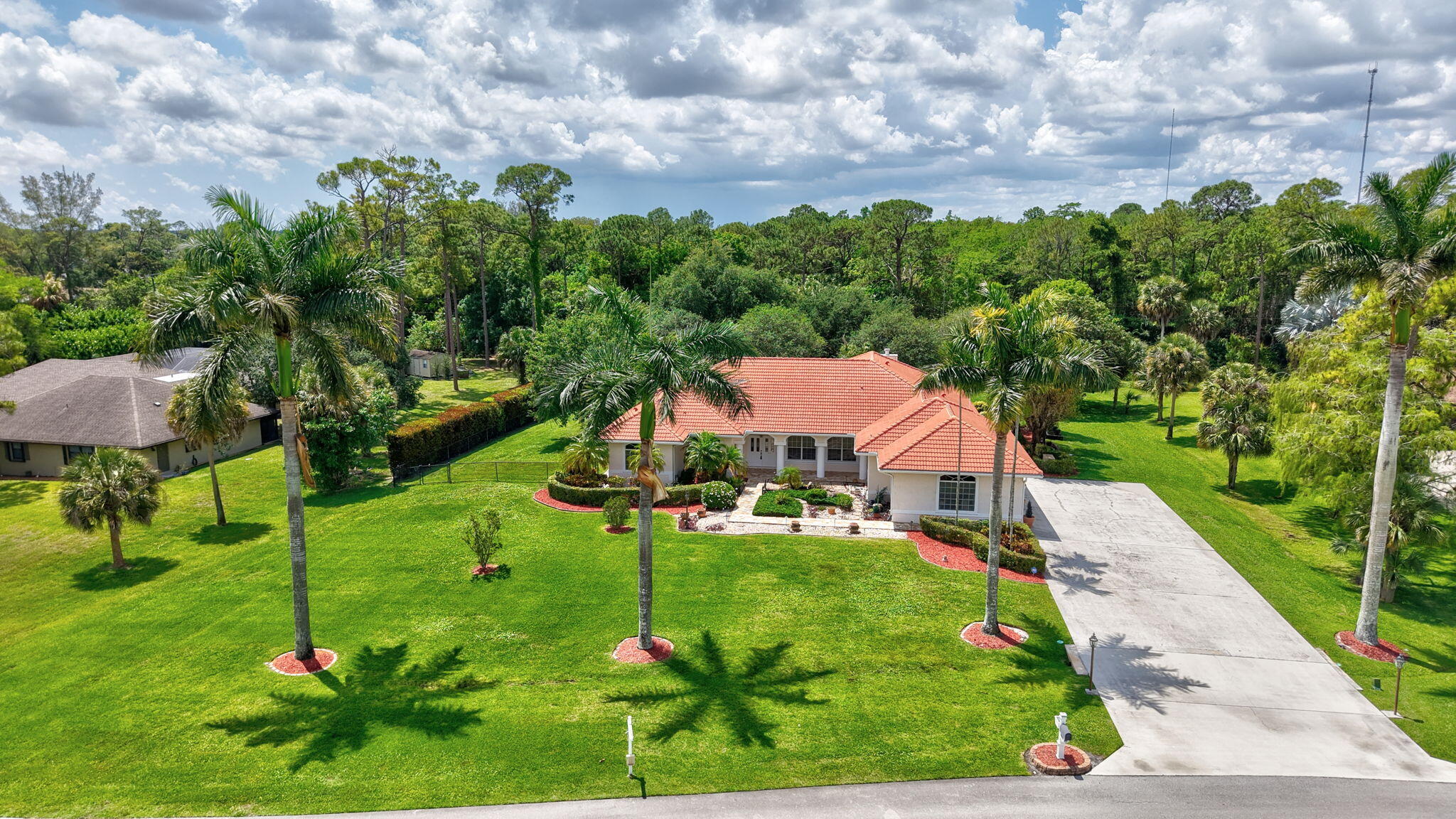 Foto de propiedad en 9774 Saddle Court, Lake Worth, FL 33467 Lake Worth con MLS# 