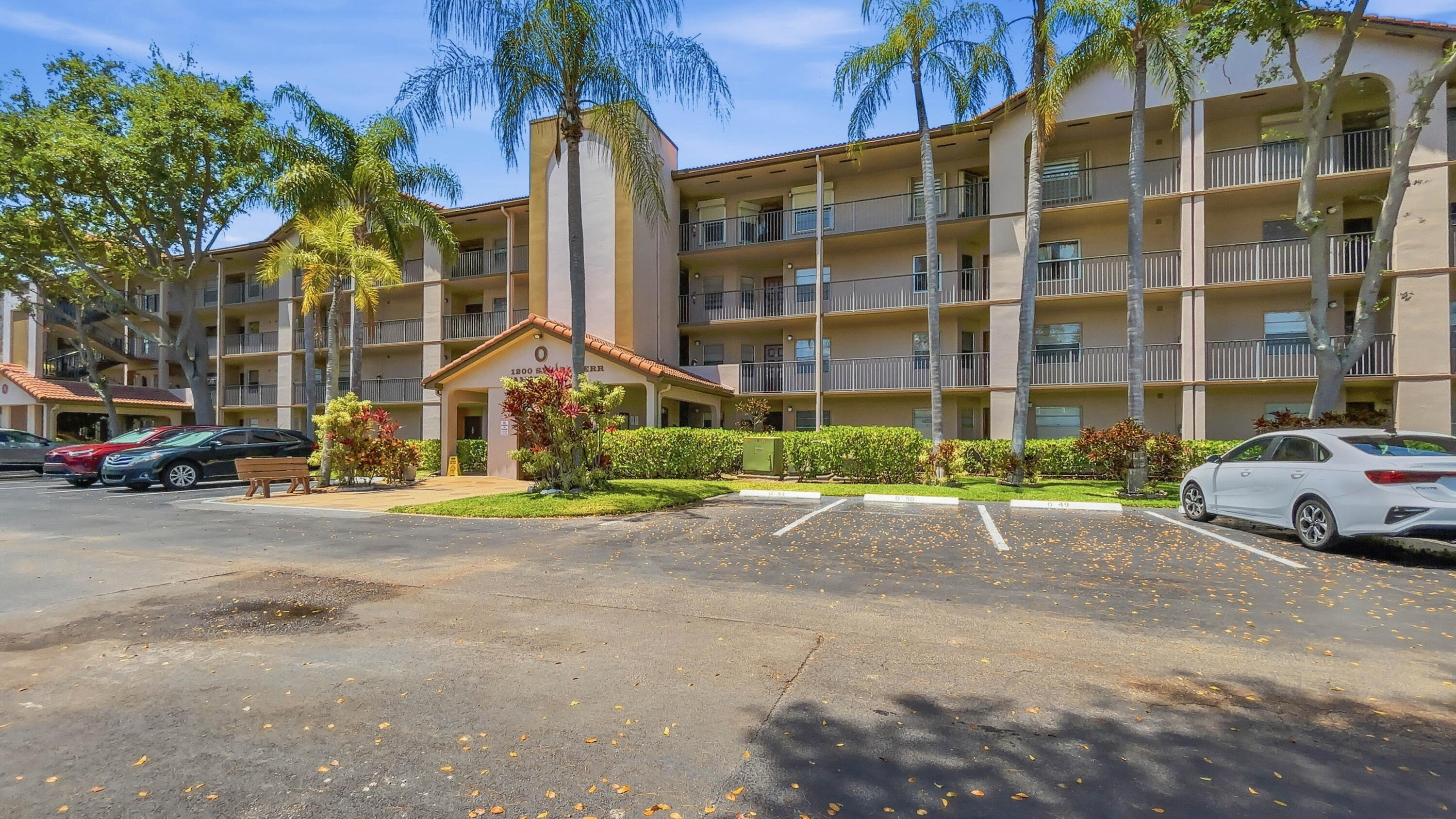 En Renta 1200 SW 124th Terrace 208o, Pembroke Pines, FL 33027, Pembroke Pines, FL 33027