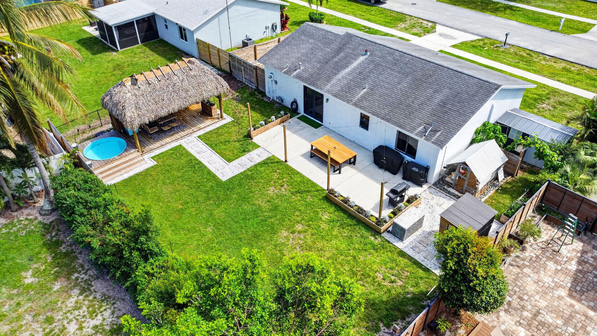 Foto de propiedad en 4911 Neros Drive, Greenacres, FL 33463 Greenacres con MLS# 