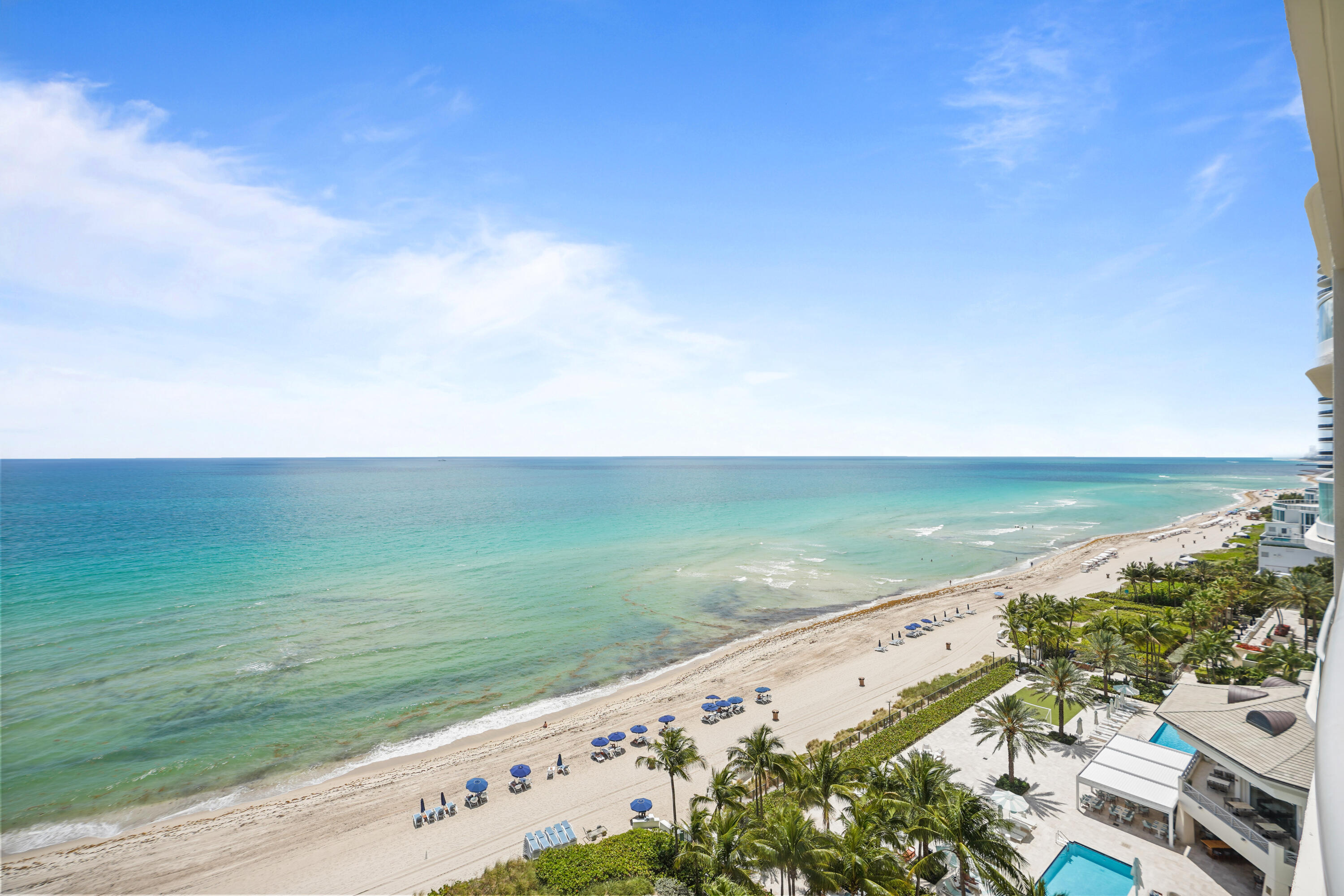 Foto de propiedad en 16051 Collins Avenue Unit 1104, Sunny Isles Beach, FL 33160 Sunny Isles Beach con MLS# 