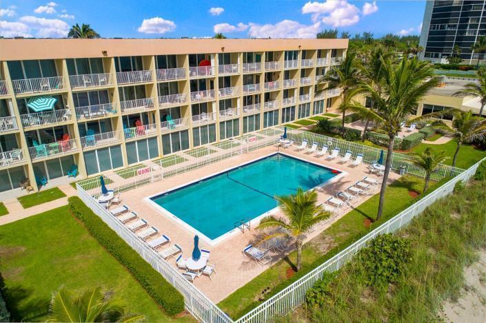 Foto de propiedad en 9800 S Ocean 107 Drive 107, Jensen Beach, FL 34957 Jensen Beach con MLS# 