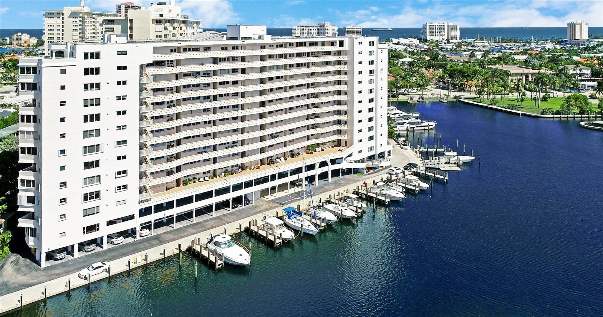 Foto de propiedad en 333 Sunset Drive 503, Fort Lauderdale, FL 33301 Fort Lauderdale con MLS# 