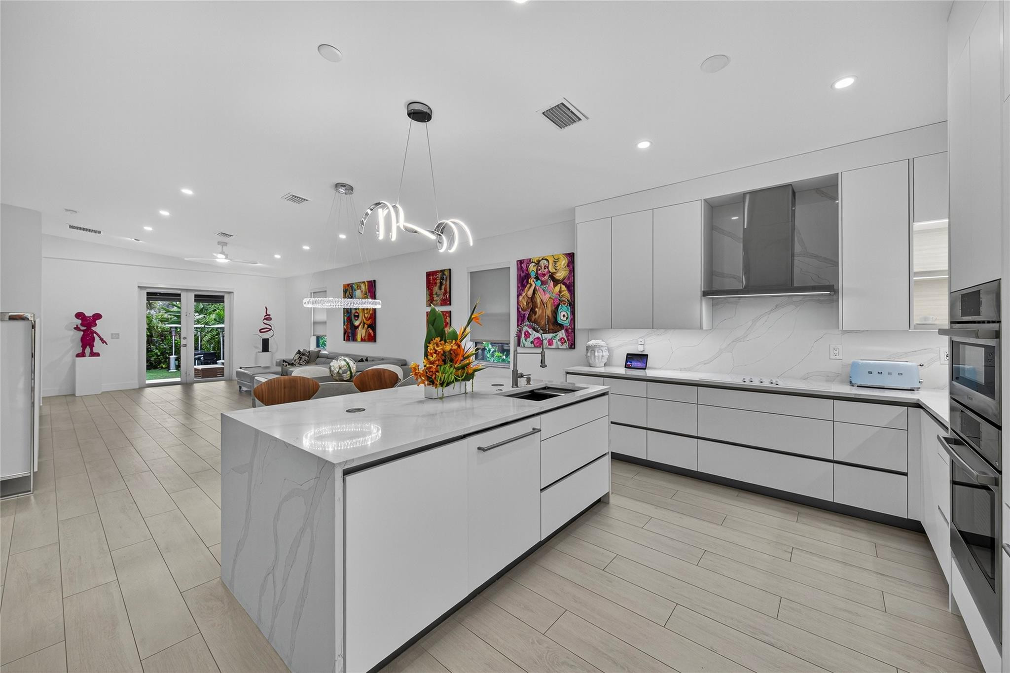 Foto de propiedad en 21 NE 25th Street, Wilton Manors, FL 33305 Wilton Manors con MLS# 