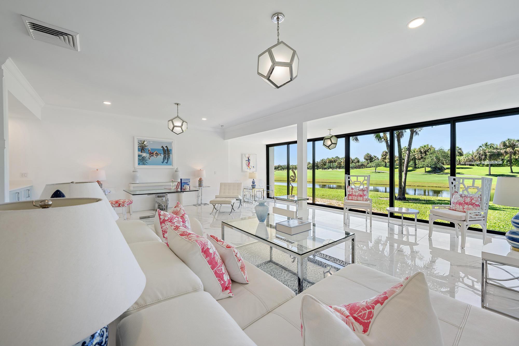 En Venta 2435 Presidential Way H, West Palm Beach, FL 33401, West Palm Beach, FL 33401