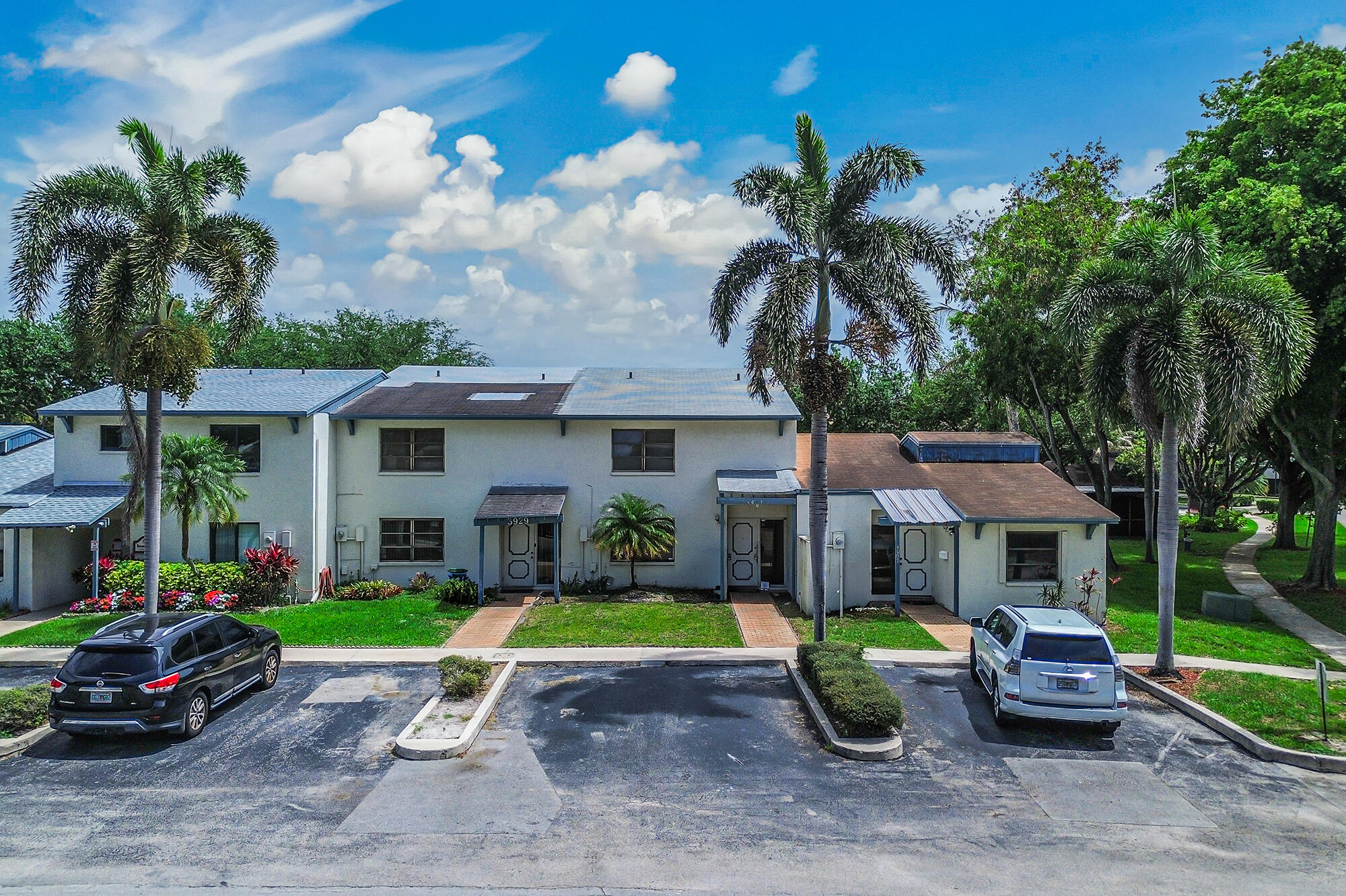 Foto de propiedad en 4003 W Woodscape Drive 2-k, Miramar, FL 33023 Miramar con MLS# 