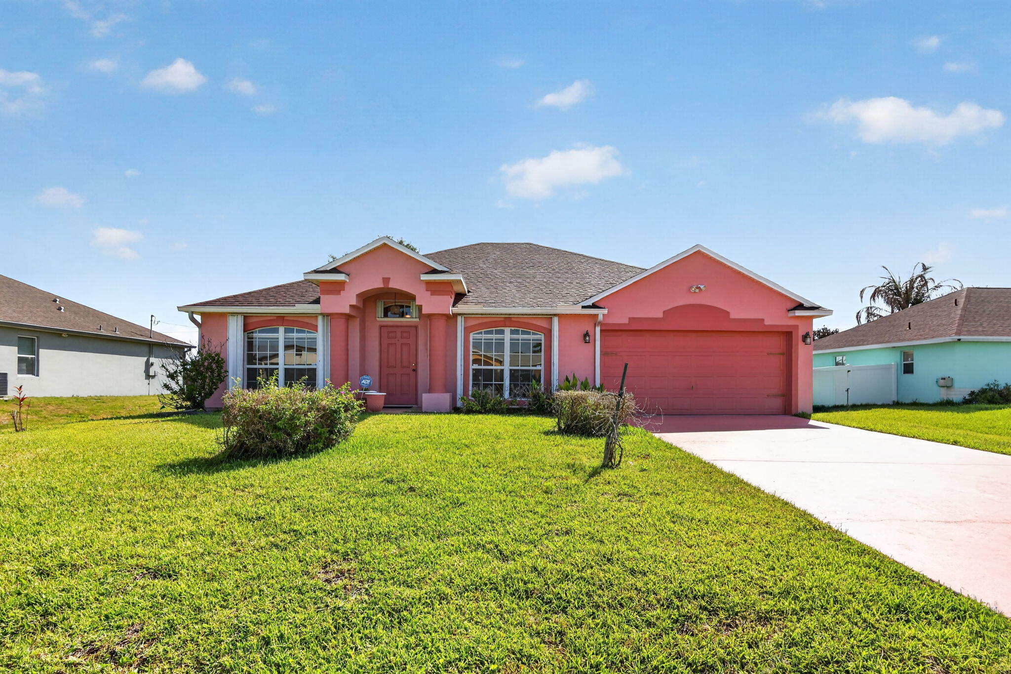 Foto de propiedad en 1885 SW Morelia Lane, Port St. Lucie, FL 34953 Port St. Lucie con MLS# 
