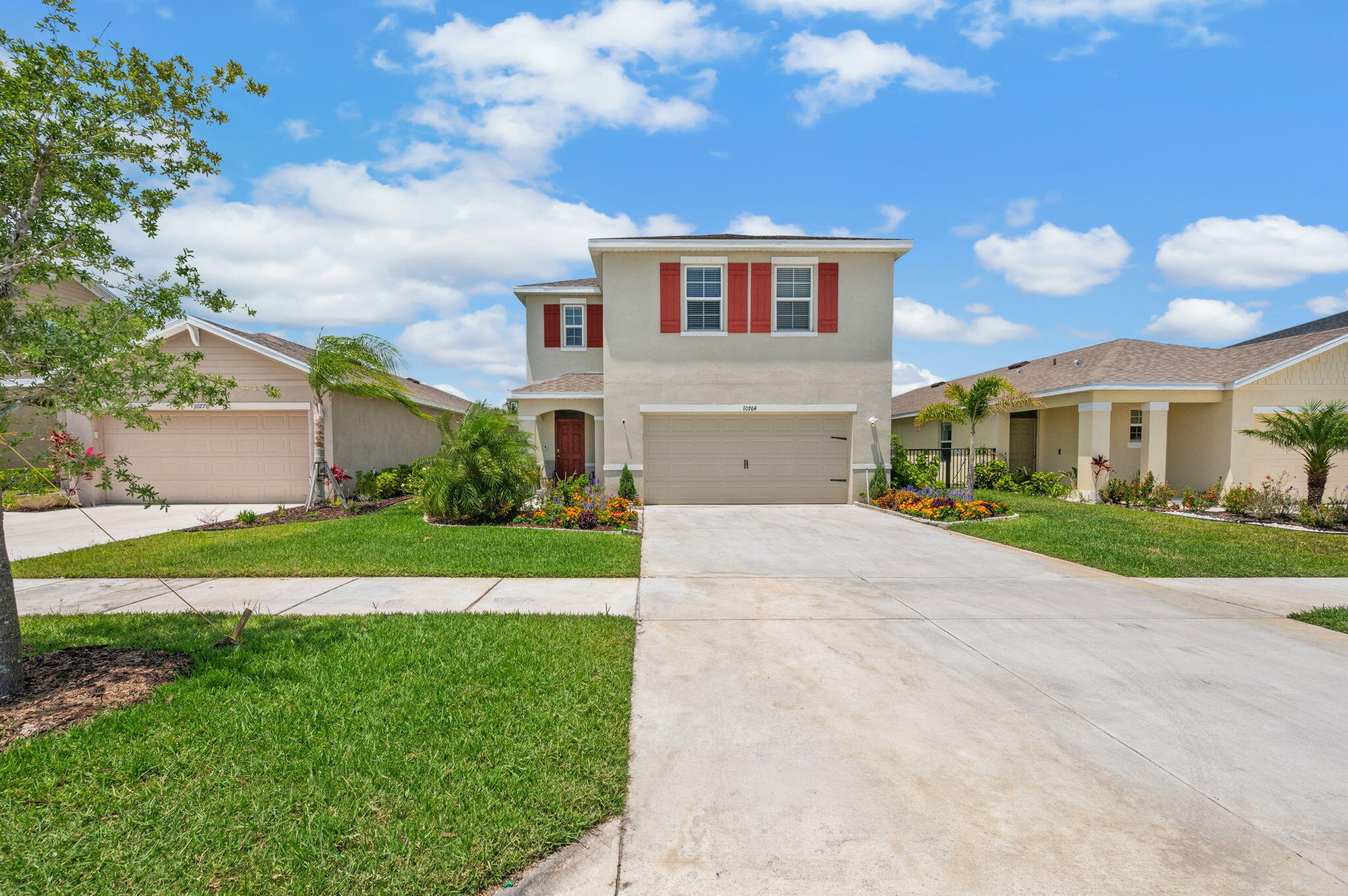 Foto de propiedad en 10764 SW Vasari Way, Port St. Lucie, FL 34987 Port St. Lucie con MLS# 