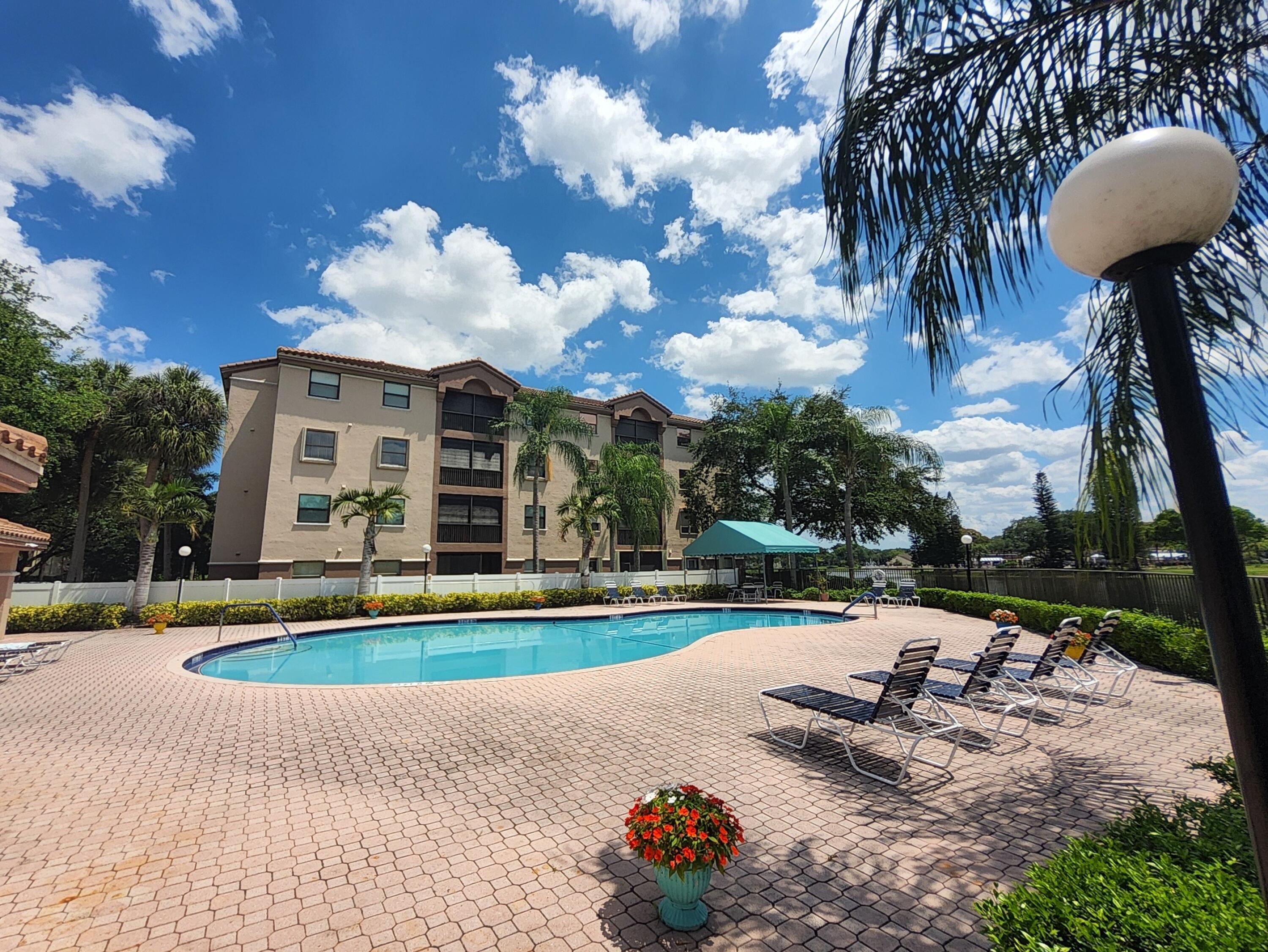 Foto de propiedad en 4300 NW 30th Street 147, Coconut Creek, FL 33066 Coconut Creek con MLS# 