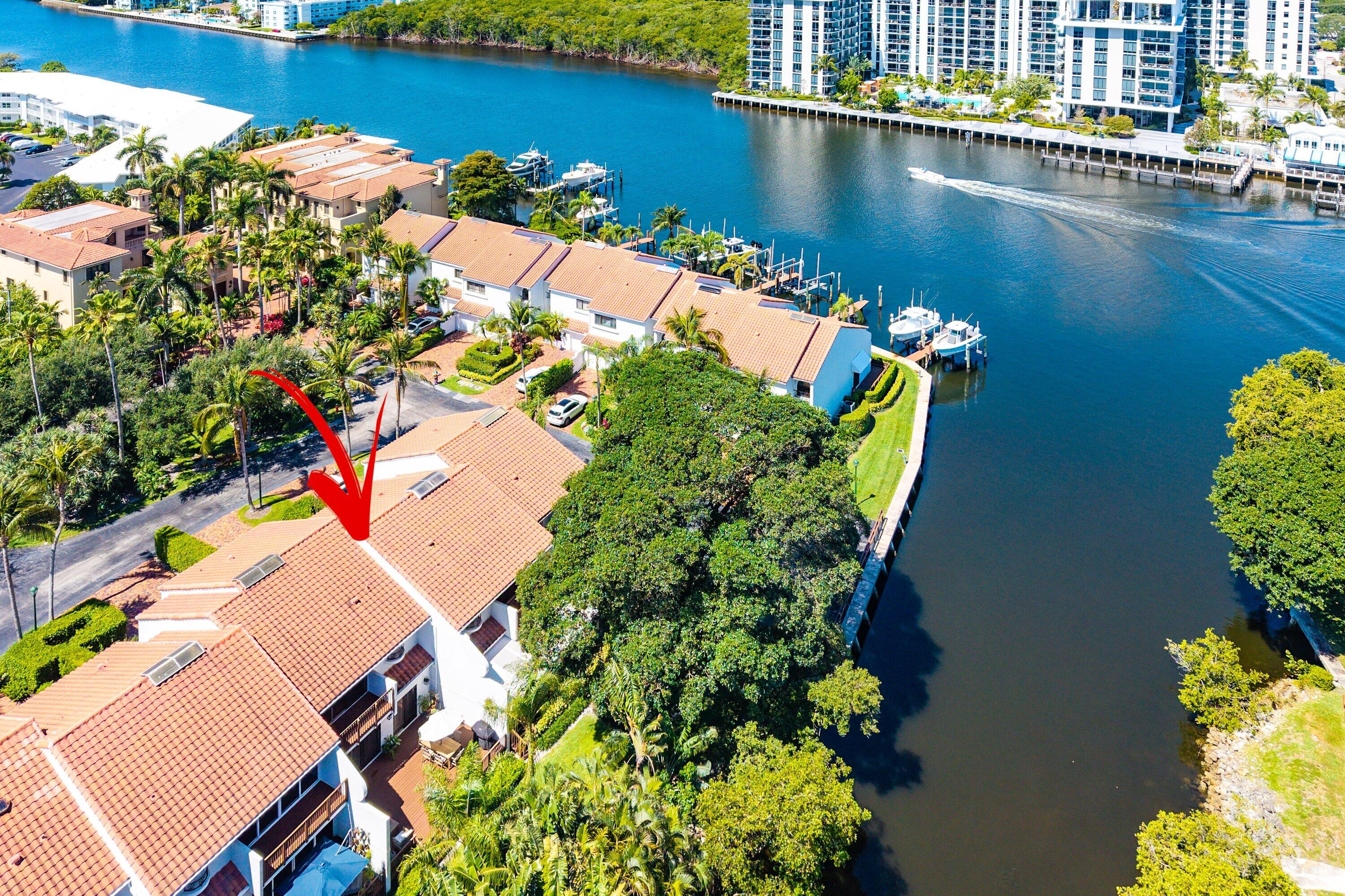 Foto de propiedad en 5560 N Ocean Boulevard A, Ocean Ridge, FL 33435 Ocean Ridge con MLS# 