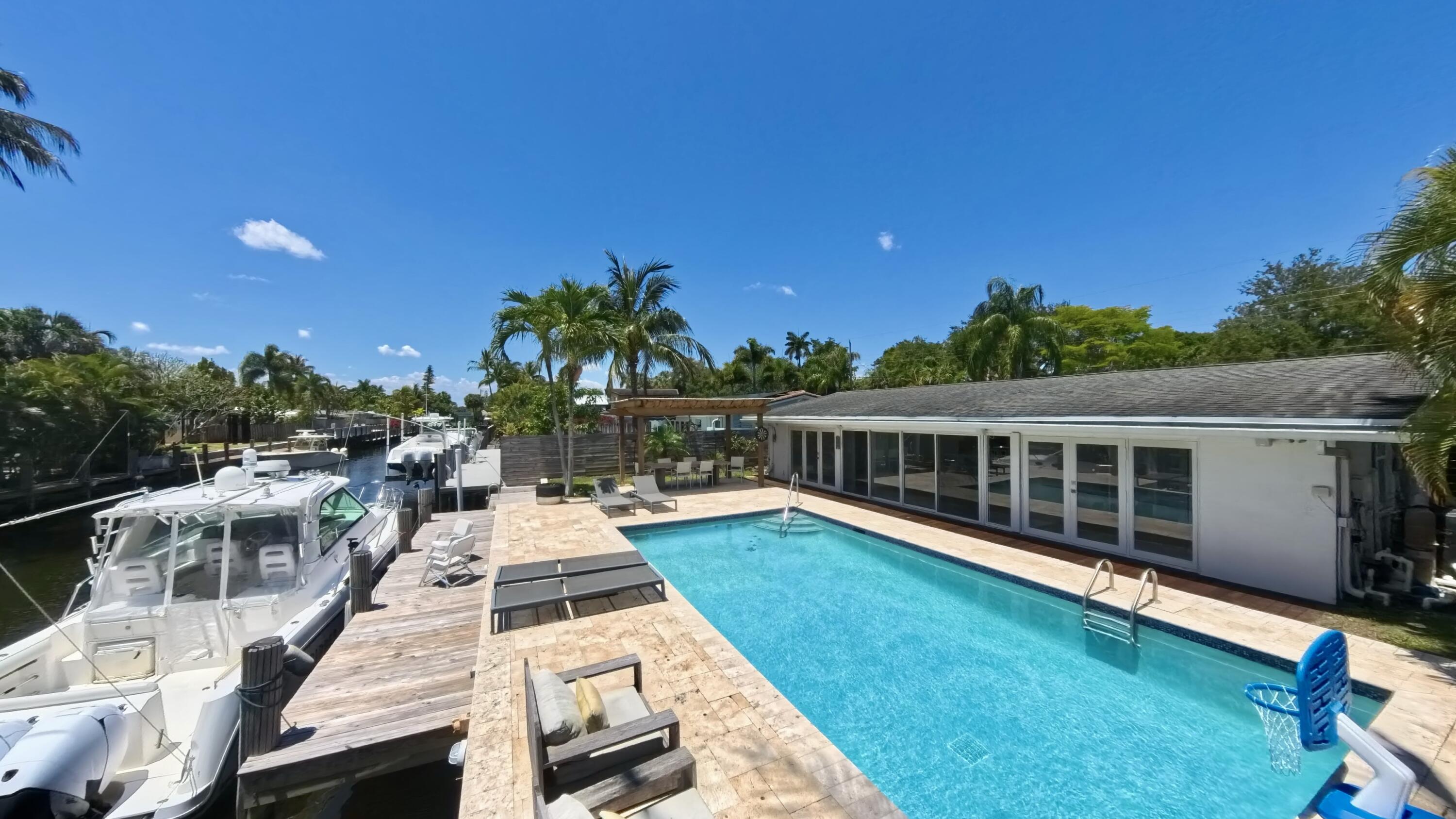 Foto de propiedad en 1704 SW 4th Court, Fort Lauderdale, FL 33312 Fort Lauderdale con MLS# 