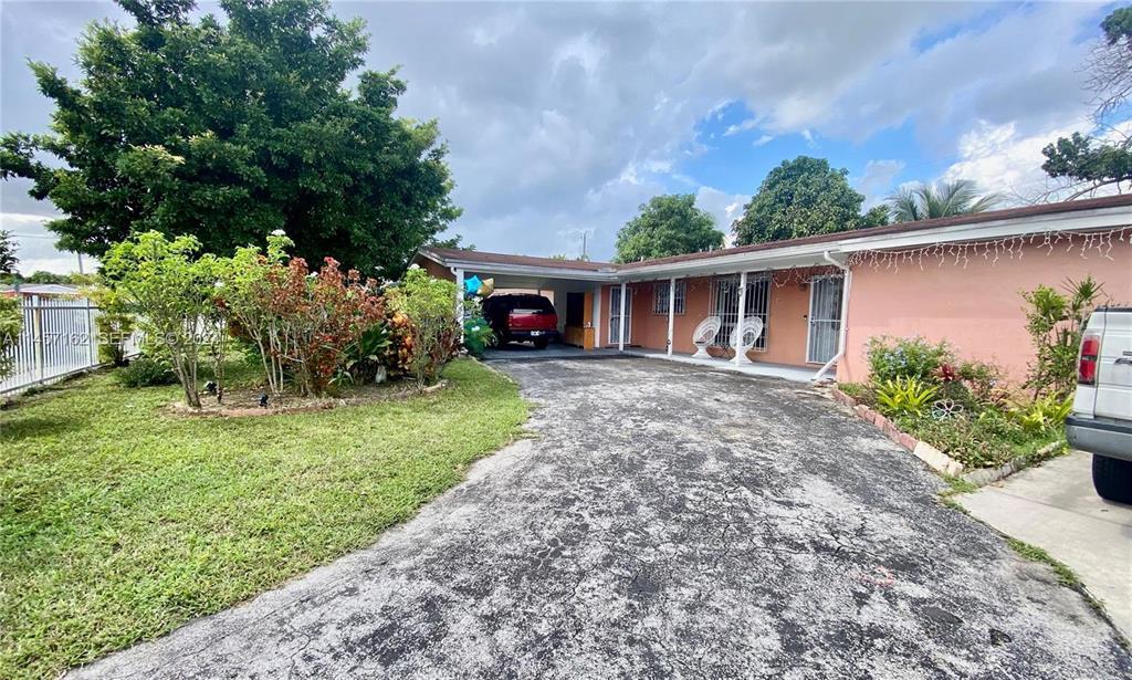 Foto de propiedad en 4311 NW 185th Street, Miami Gardens, FL 33055 Miami Gardens con MLS# 