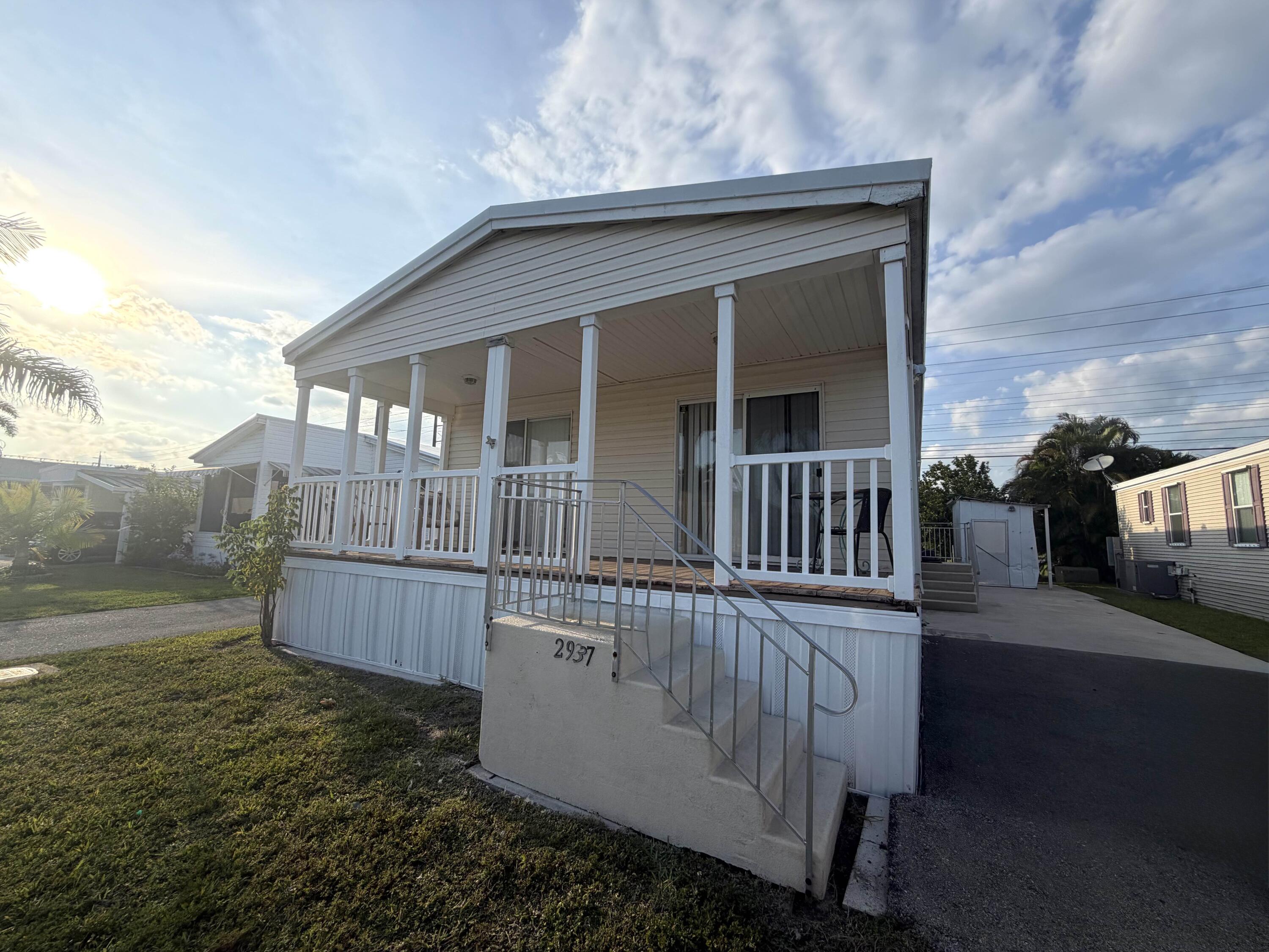 Foto de propiedad en 2937 SW 54th Street, Fort Lauderdale, FL 33312 Fort Lauderdale con MLS# 
