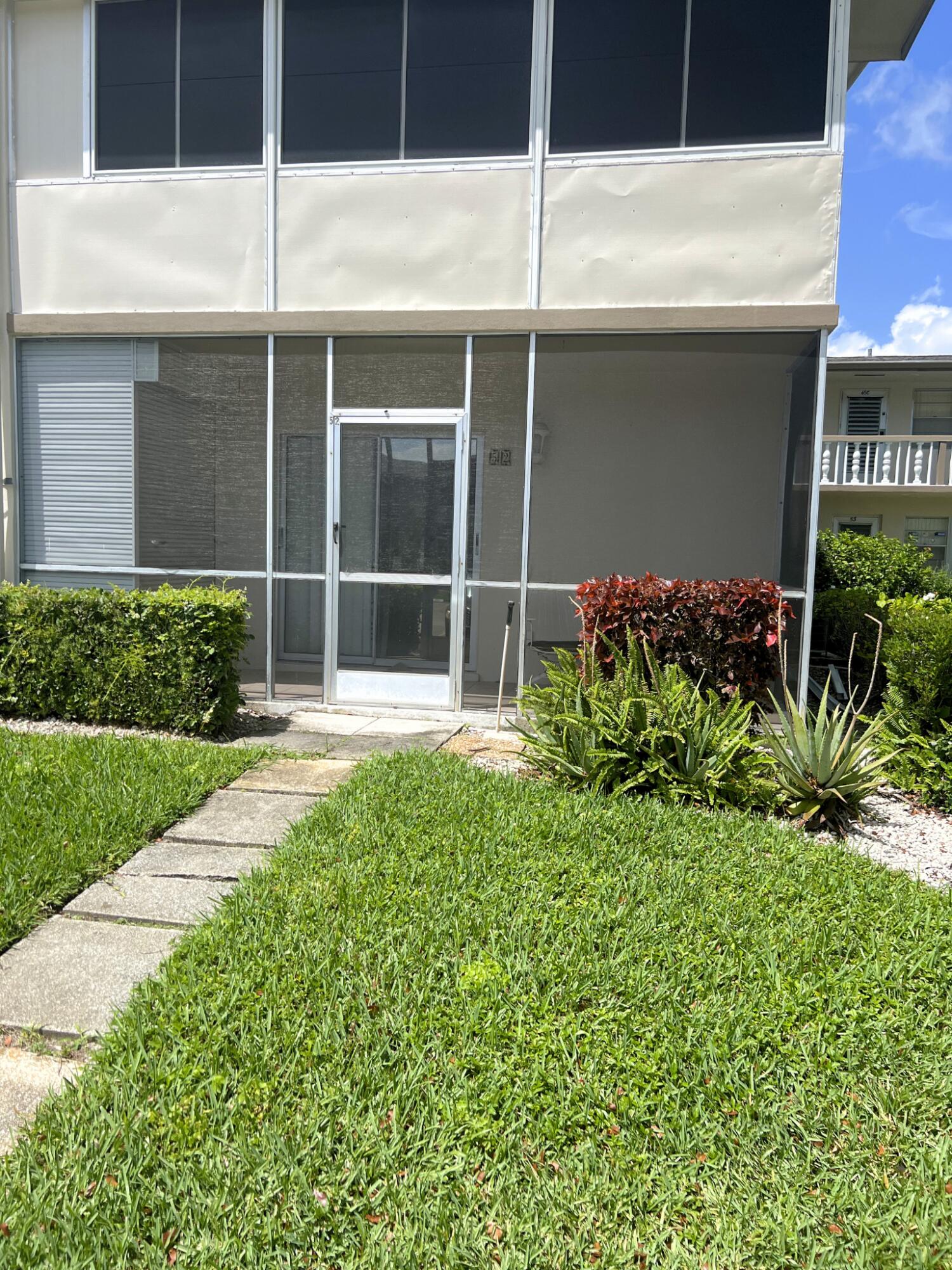 Foto de propiedad en 52 Dorchester, West Palm Beach, FL 33417 West Palm Beach con MLS# 