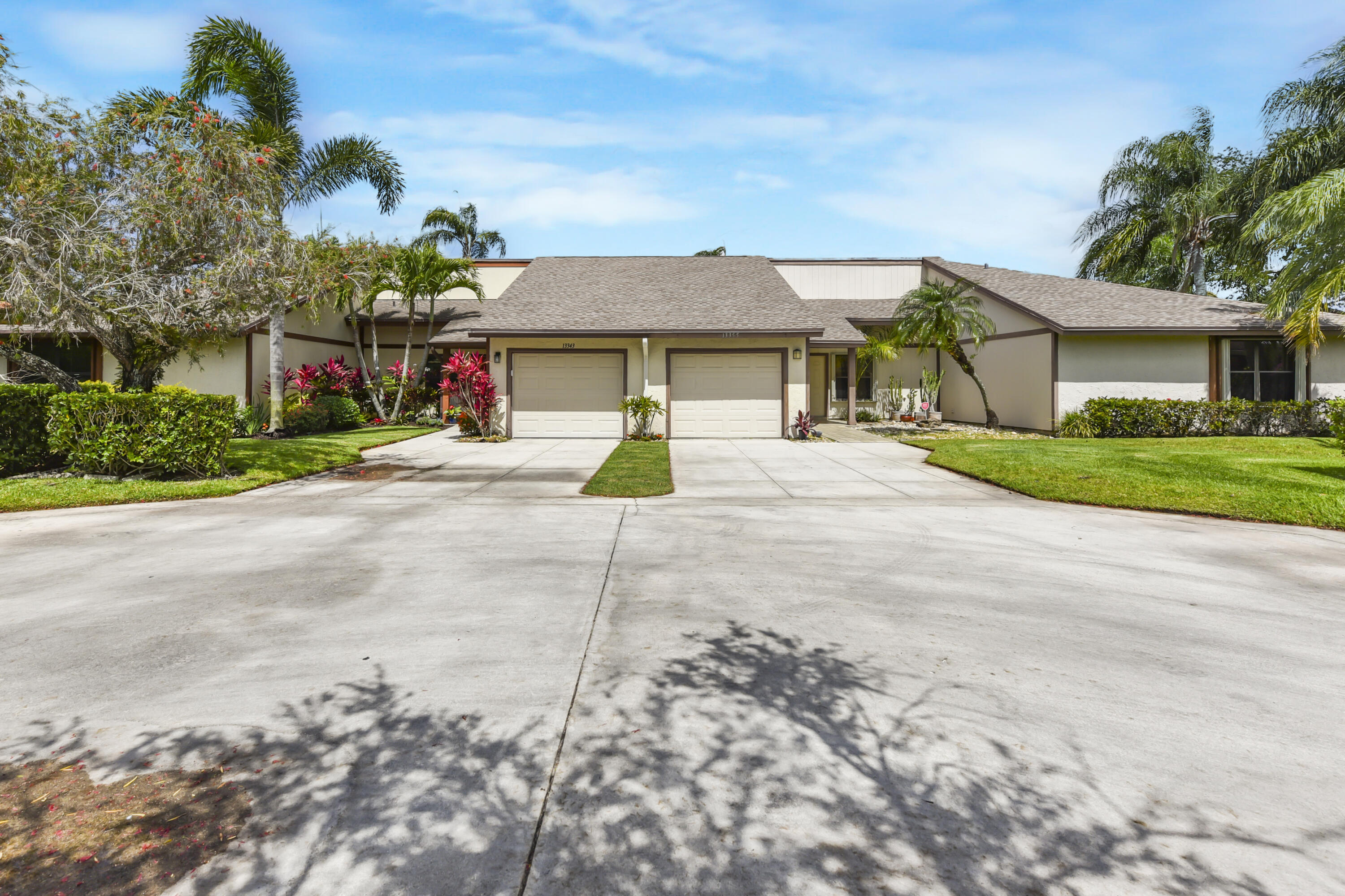 Foto de propiedad en 13355 Touchstone Place, Palm Beach Gardens, FL 33418 Palm Beach Gardens con MLS# 