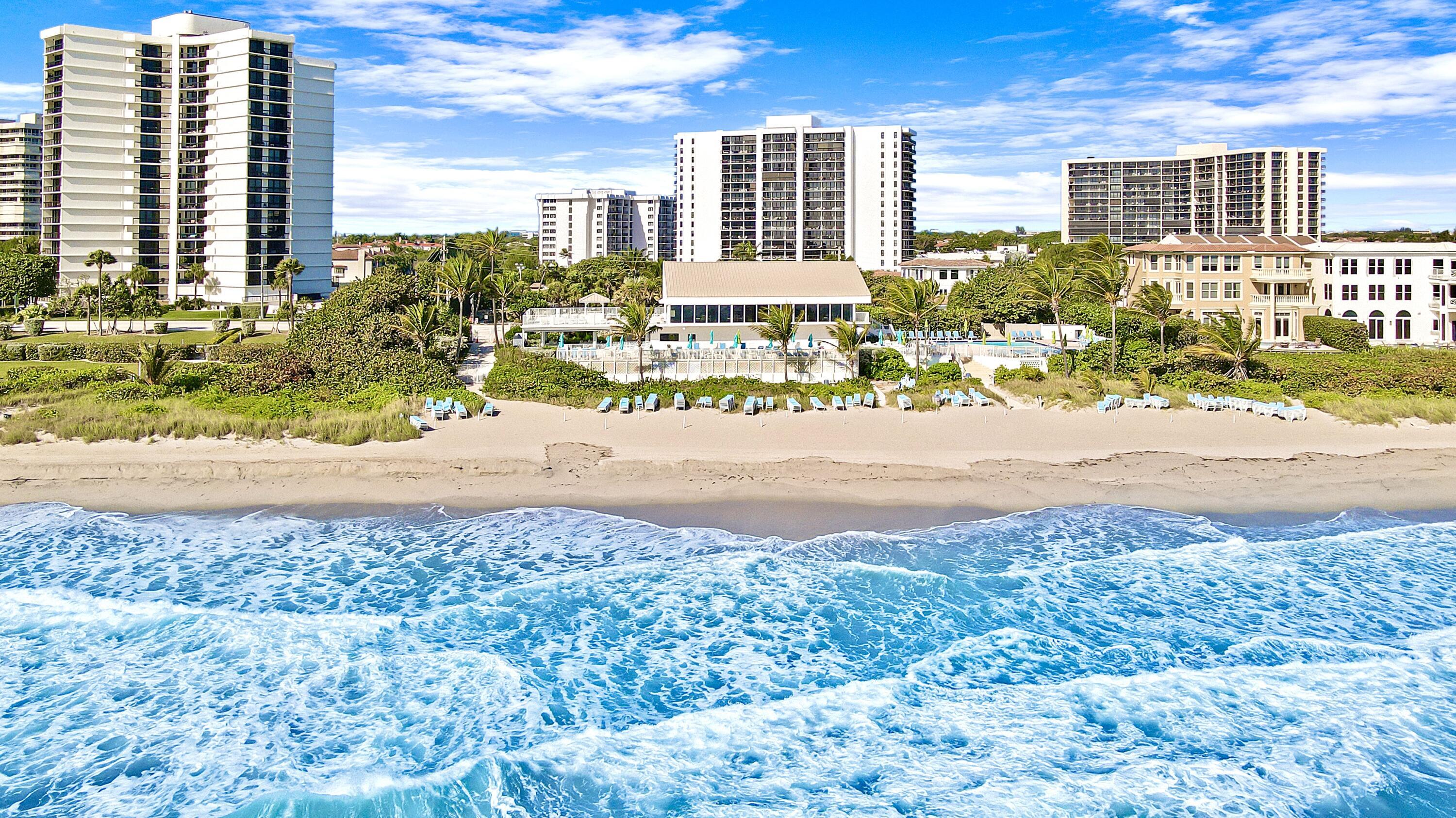 Foto de propiedad en 4748 S Ocean Boulevard 3-a, Highland Beach, FL 33487 Highland Beach con MLS# 