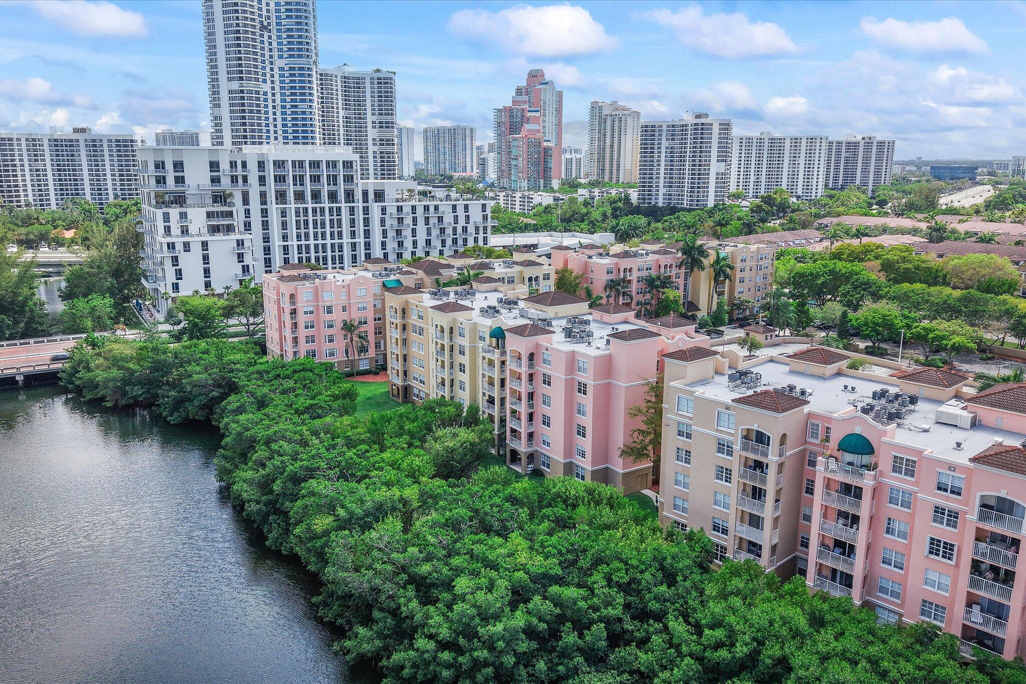 Foto de propiedad en 19601 E Country Club Drive 7505, Aventura, FL 33180 Aventura con MLS# 