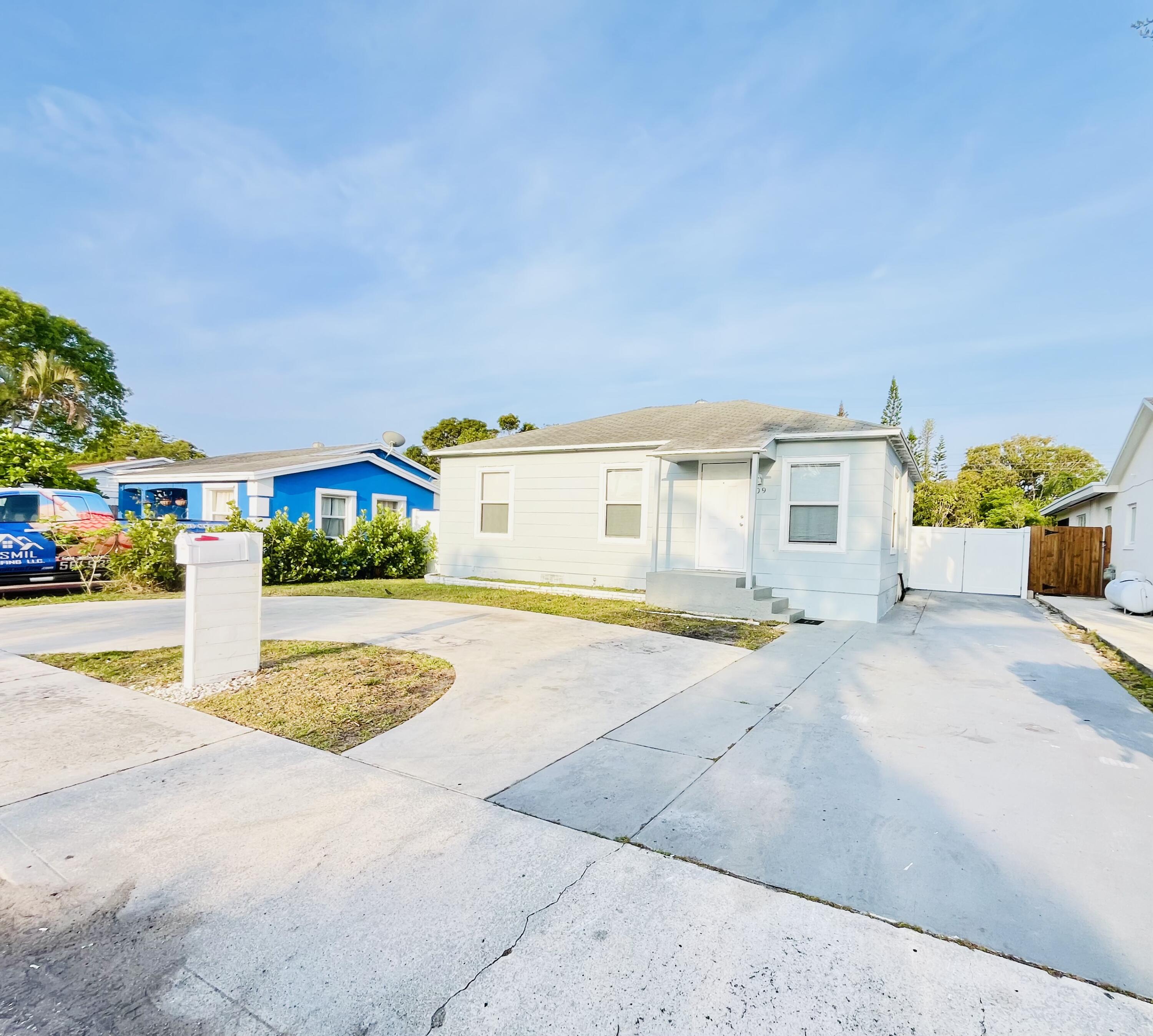 Alquilada 909 N C Street, Lake Worth Beach, FL 33460, Lake Worth Beach, FL 33460