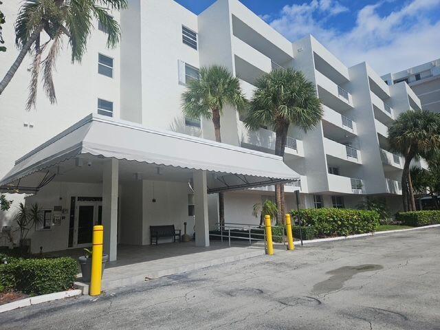 Foto de propiedad en 1421 S Ocean Boulevard 412, Pompano Beach, FL 33062 Pompano Beach con MLS# 