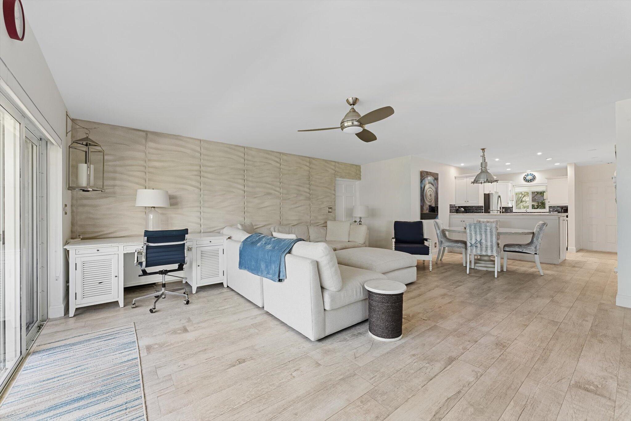 Foto de propiedad en 1199 Hillsboro Mile 133, Hillsboro Beach, FL 33062 Hillsboro Beach con MLS# 