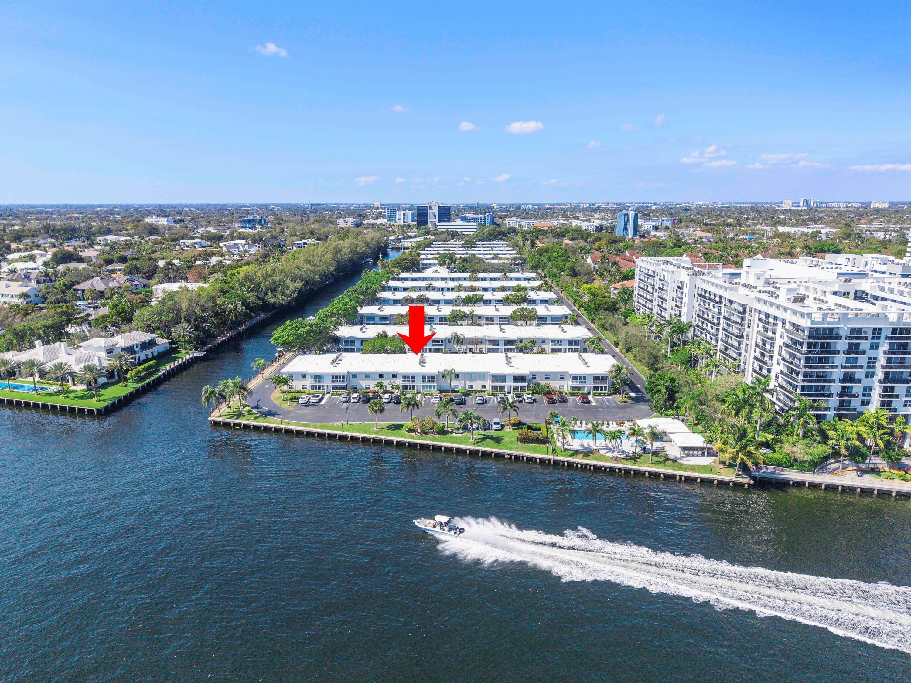 Foto de propiedad en 6517 Bay Club Drive 4, Fort Lauderdale, FL 33308 Fort Lauderdale con MLS# 