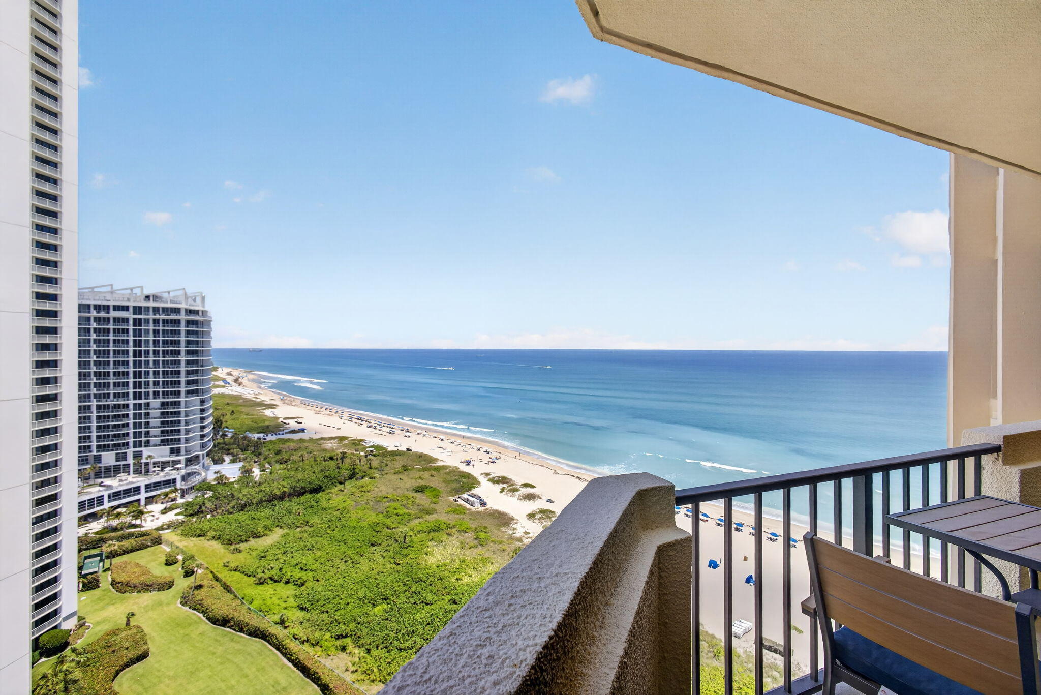 Foto de propiedad en 2800 N Ocean Drive A-19c, Riviera Beach, FL 33404 Riviera Beach con MLS# 