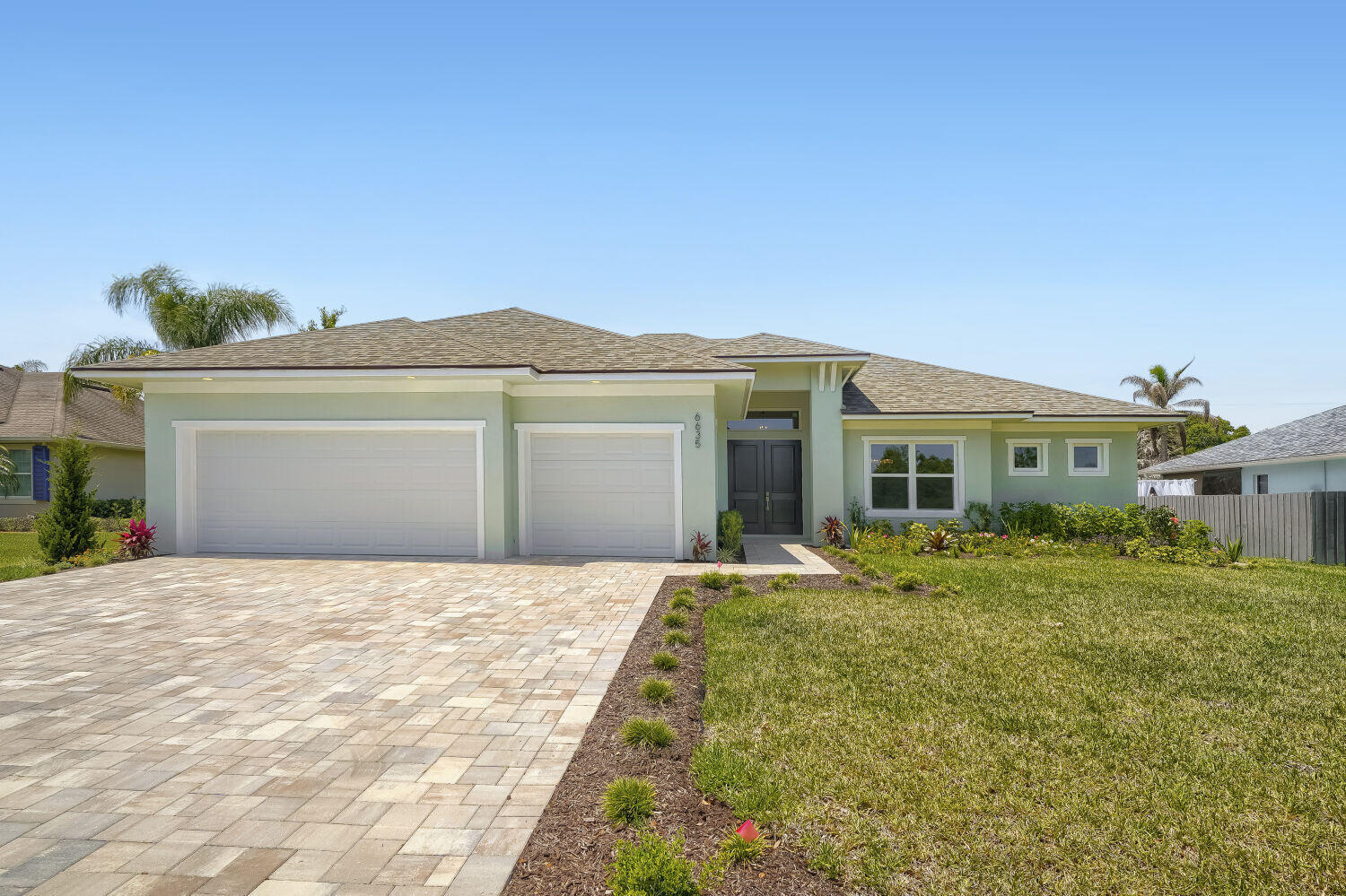 Foto de propiedad en 6635 49th Court, Vero Beach, FL 32967 Vero Beach con MLS# 