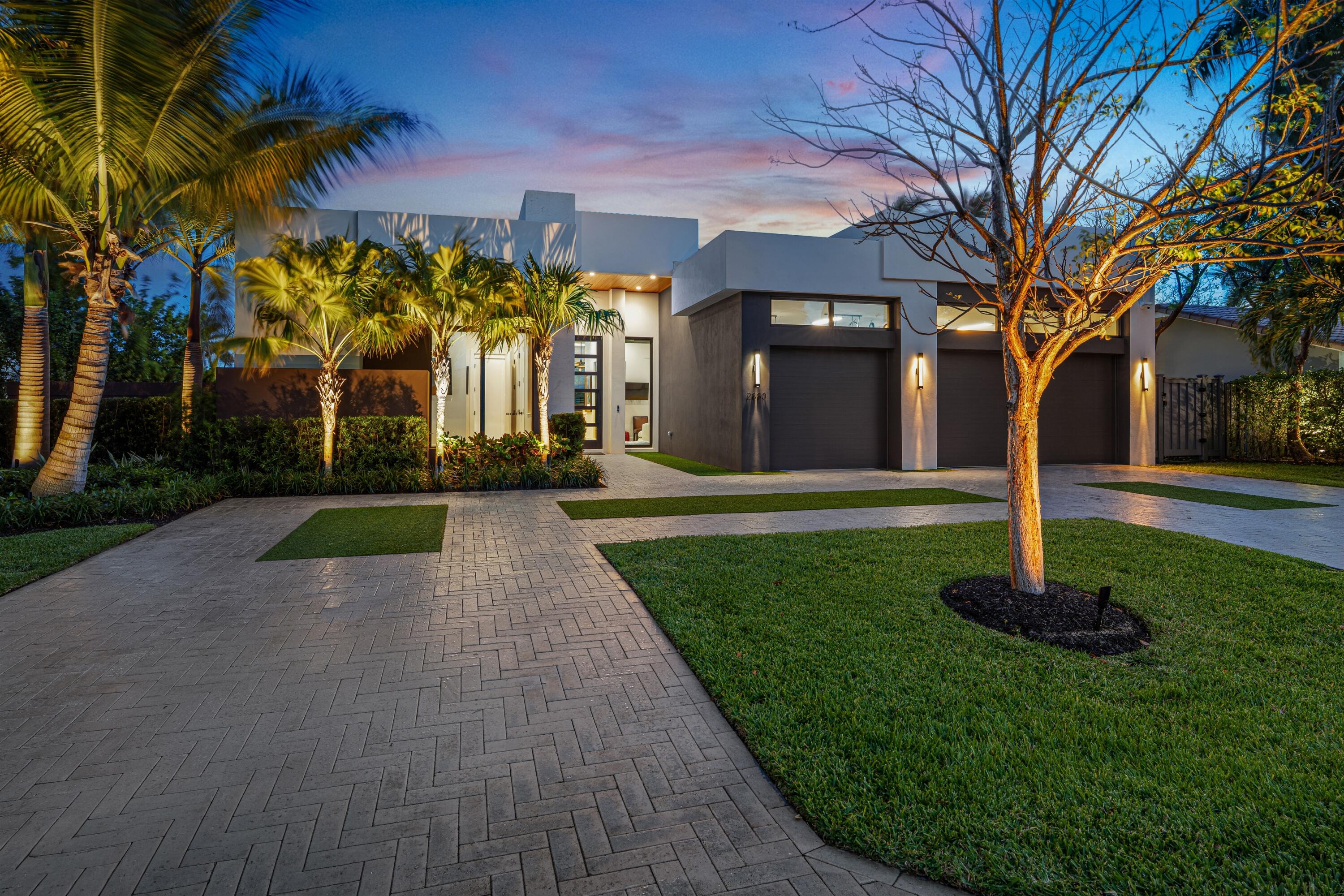 Foto de propiedad en 2880 NE 35th Street, Lighthouse Point, FL 33064 Lighthouse Point con MLS# 