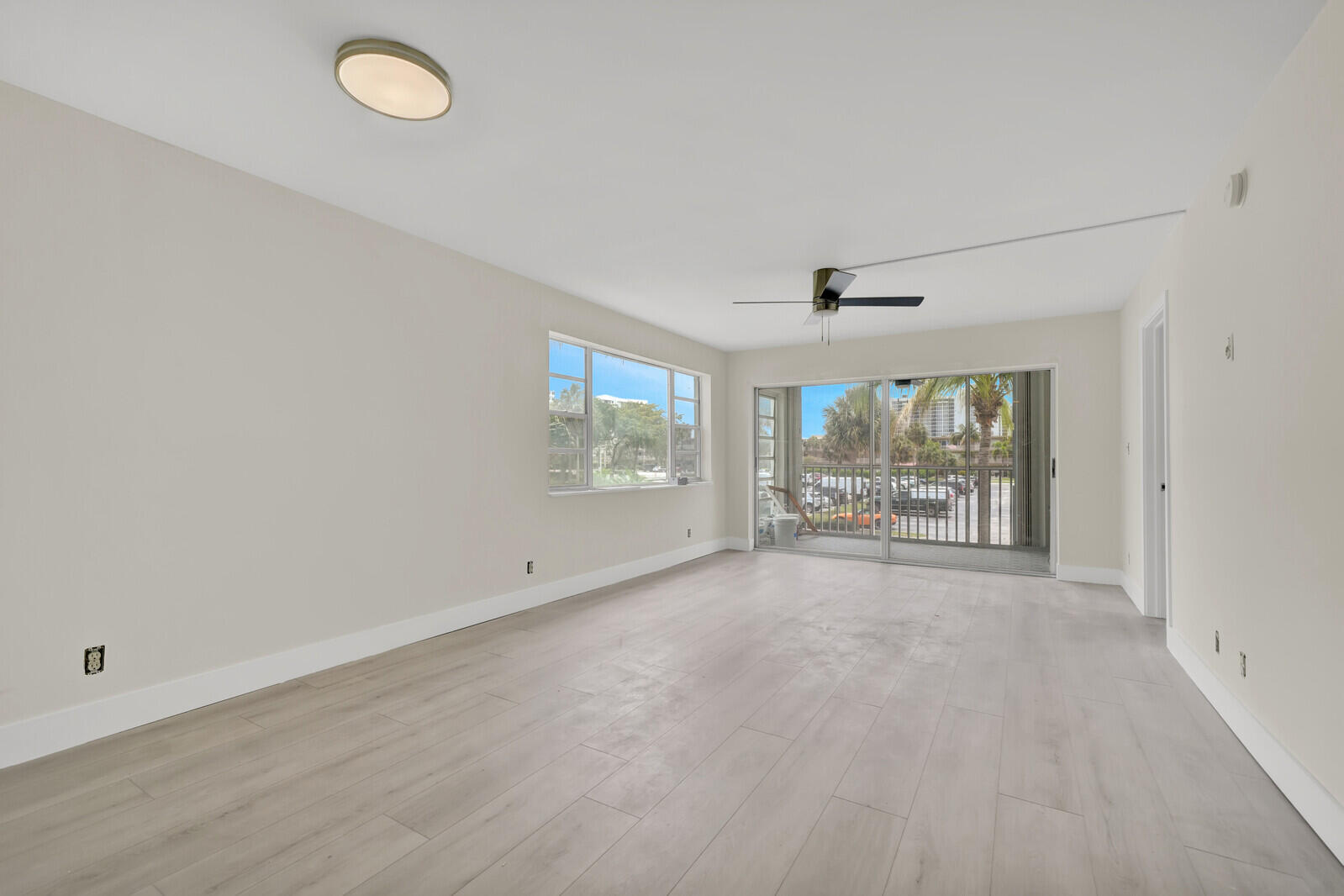Foto de propiedad en 3201 NE 8th Street 206, Pompano Beach, FL 33062 Pompano Beach con MLS# 