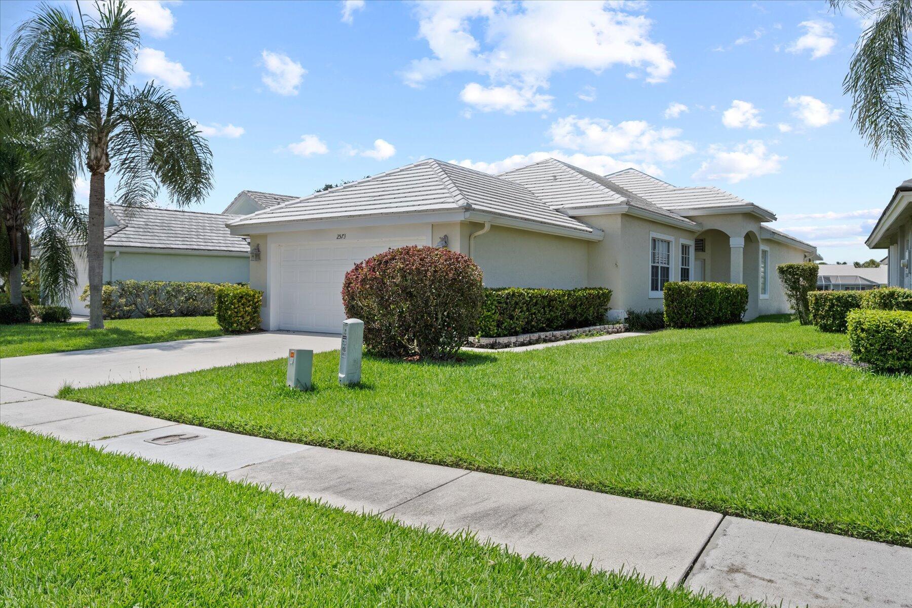En Renta 2573 Country Golf Drive, Wellington, FL 33414, Wellington, FL 33414