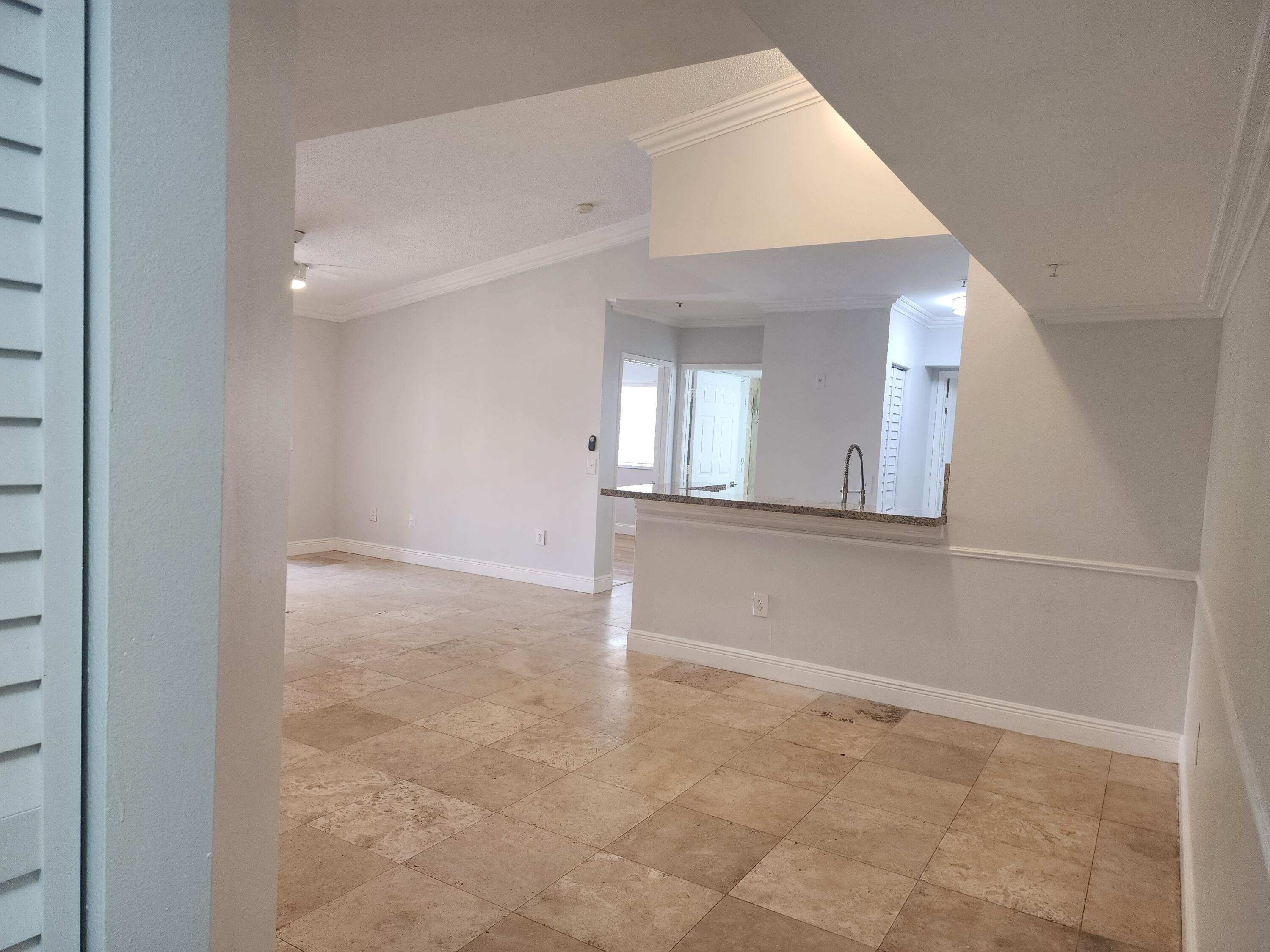 En Renta 2494 Centergate Drive 301, Miramar, FL 33025, Miramar, FL 33025