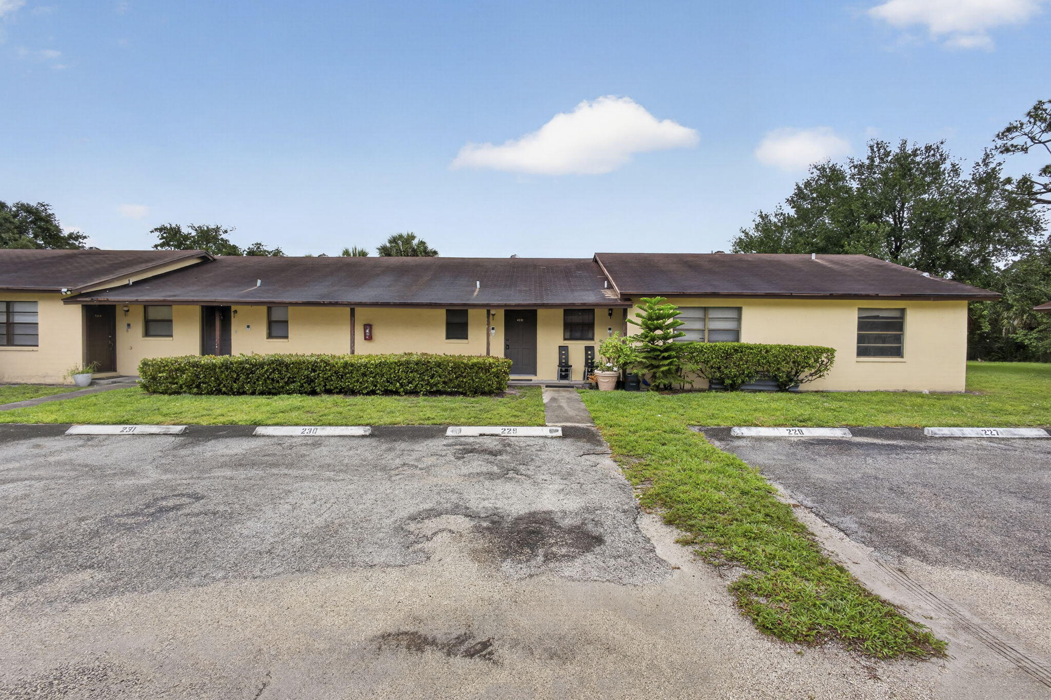Foto de propiedad en 4661 Perth Road, West Palm Beach, FL 33415 West Palm Beach con MLS# 