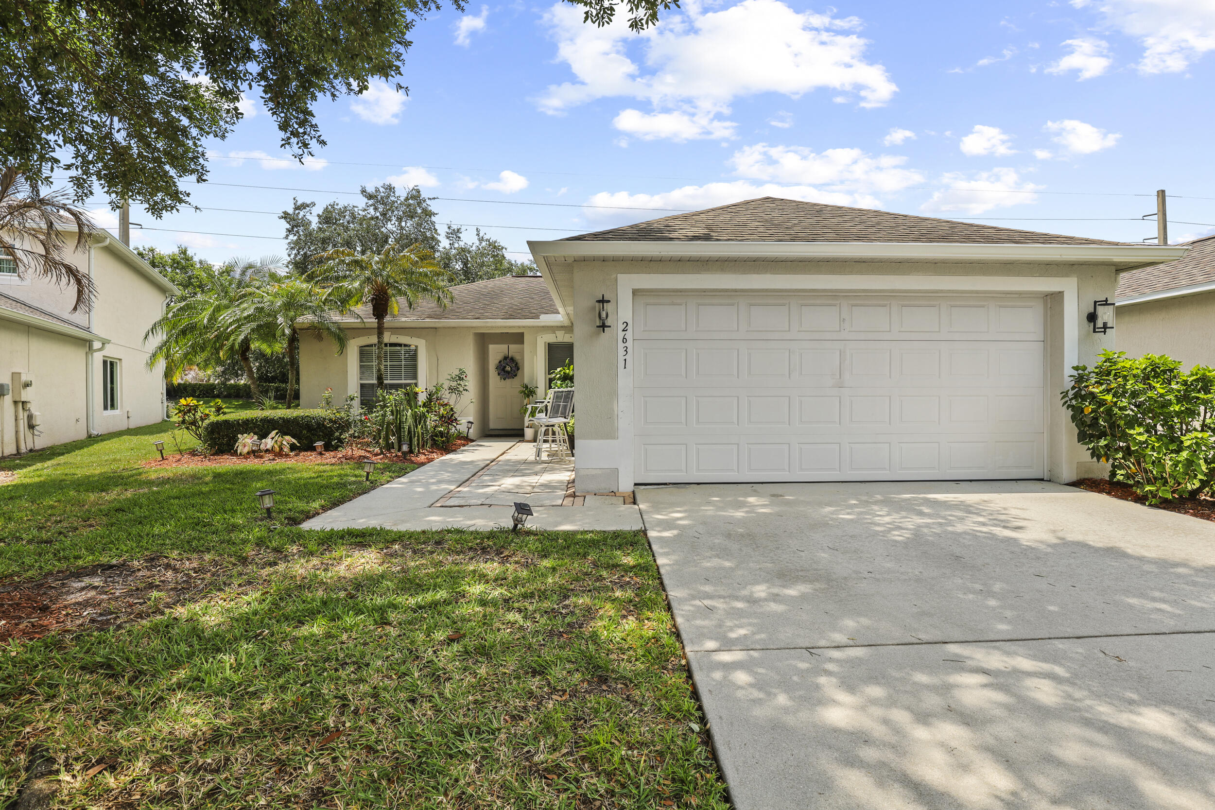 Foto de propiedad en 2631 12th Square SW, Vero Beach, FL 32968 Vero Beach con MLS# 