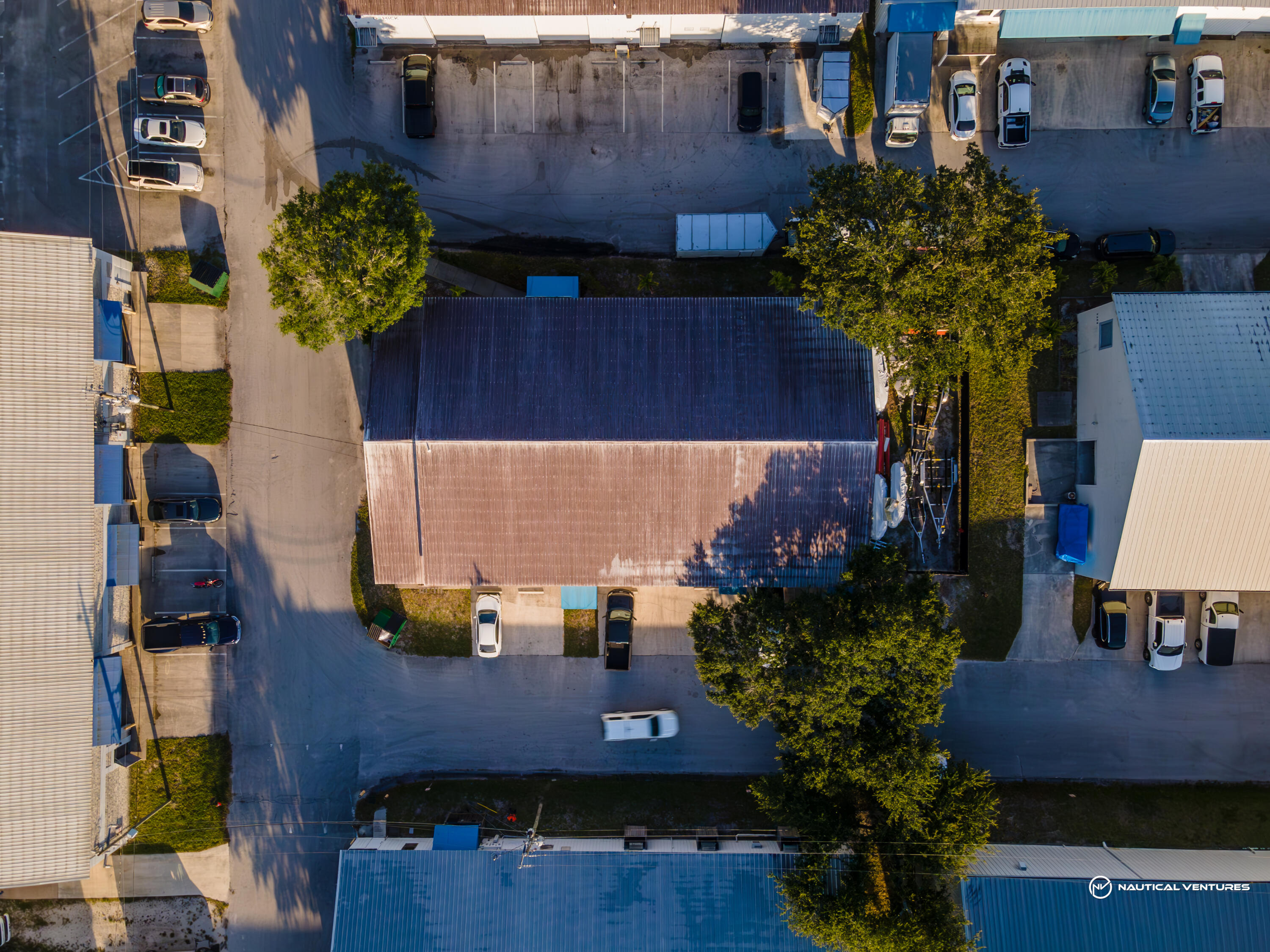 Foto de propiedad en 3359 SW 42nd Avenue, Palm City, FL 34990 Palm City con MLS# 