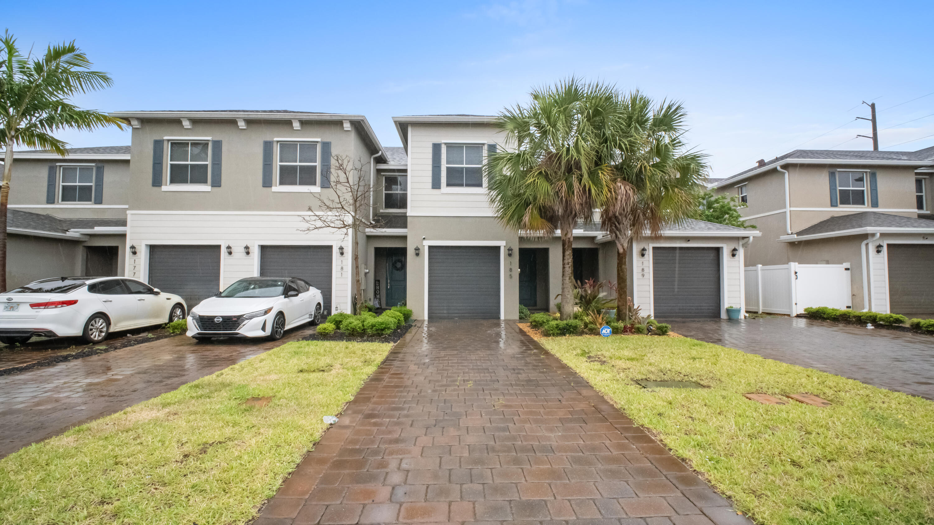 Foto de propiedad en 185 Bandol Street, Riviera Beach, FL 33404 Riviera Beach con MLS# 