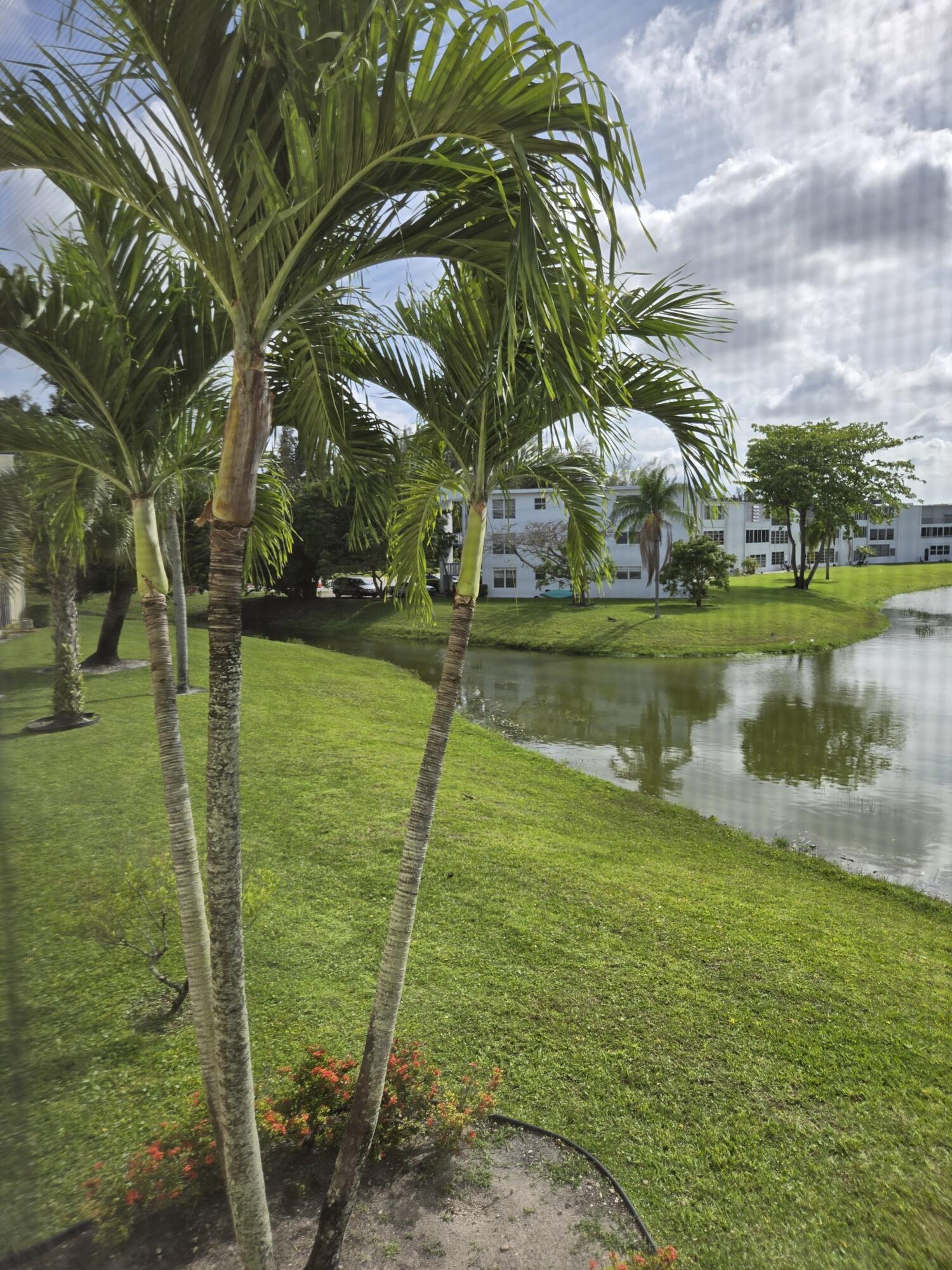 Foto de propiedad en  West Palm Beach con MLS# 