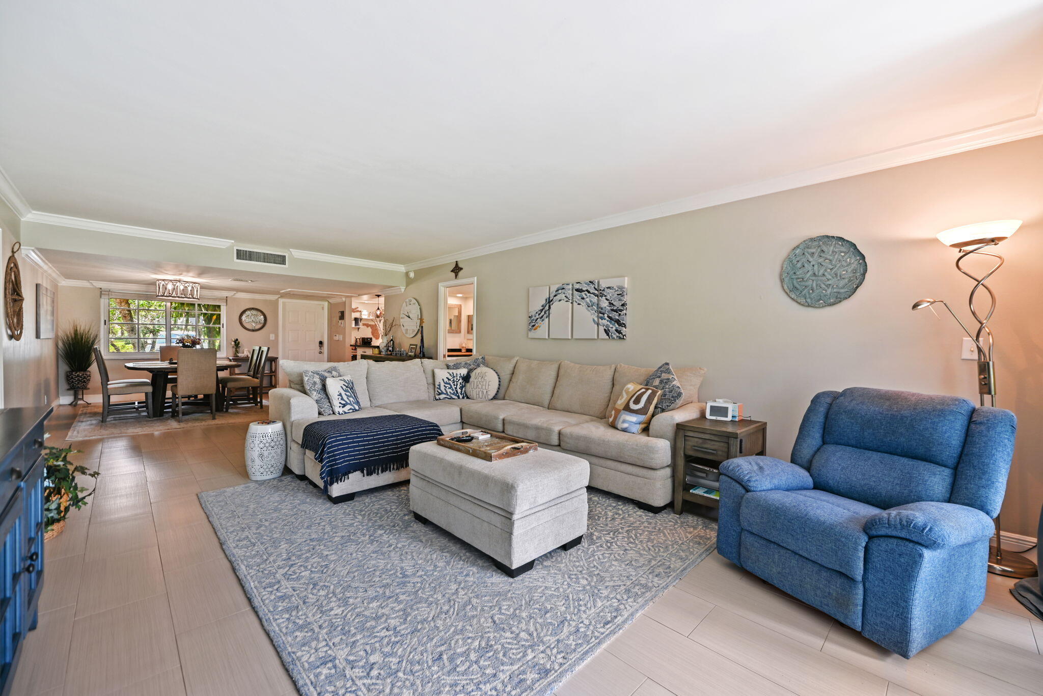 Foto de propiedad en 800 Cypress Boulevard #103, Pompano Beach, FL 33069 Pompano Beach con MLS#