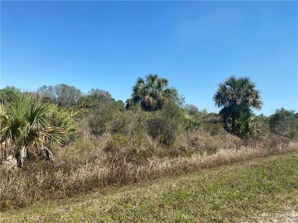 Foto de propiedad en 19580 NW 268th Street, Okeechobee, FL 34972 Okeechobee con MLS# 