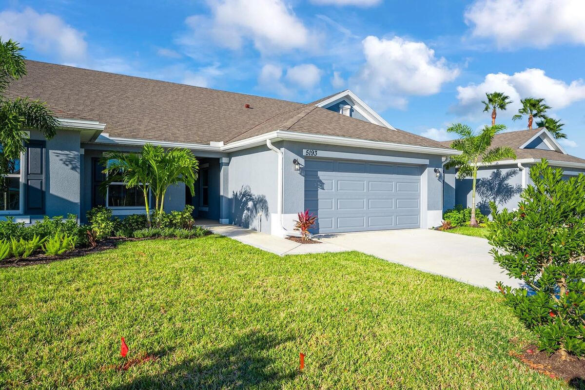 Foto de propiedad en 8614 Giovanni Avenue, Fort Pierce, FL 34951 Fort Pierce con MLS# 